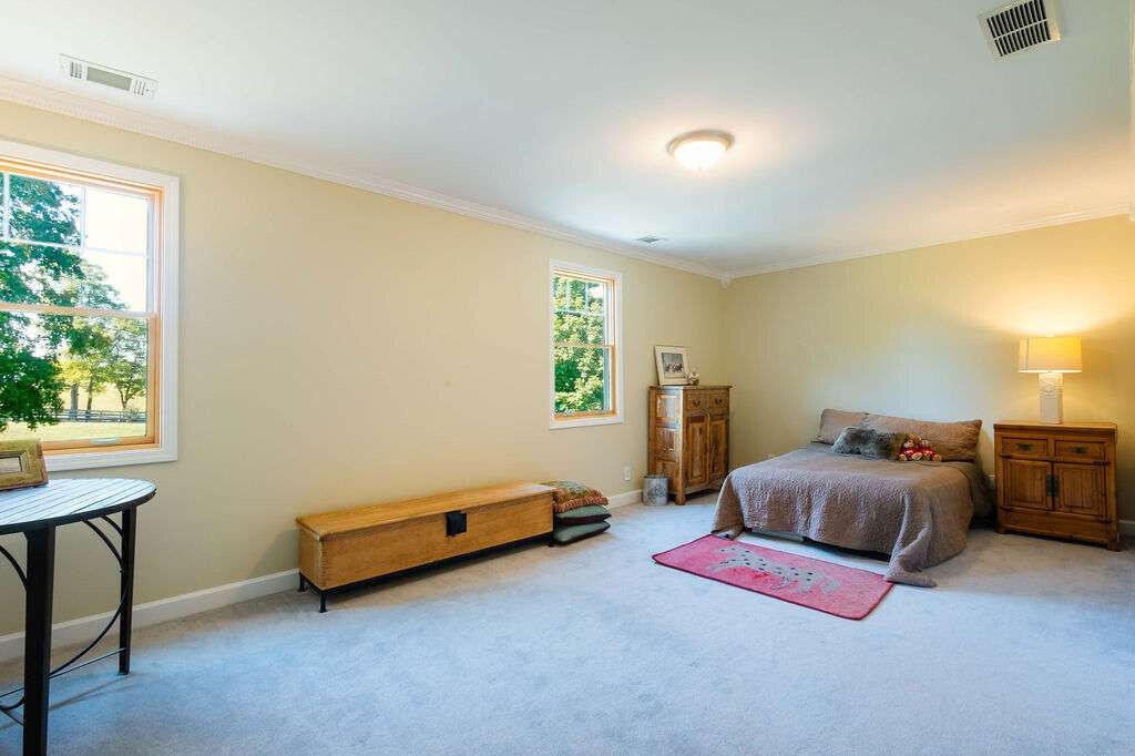 4250 Troy Pike Property Photo 17