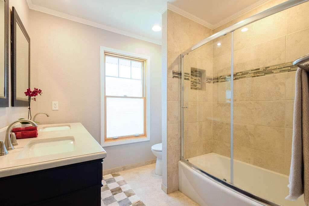 4250 Troy Pike Property Photo 18