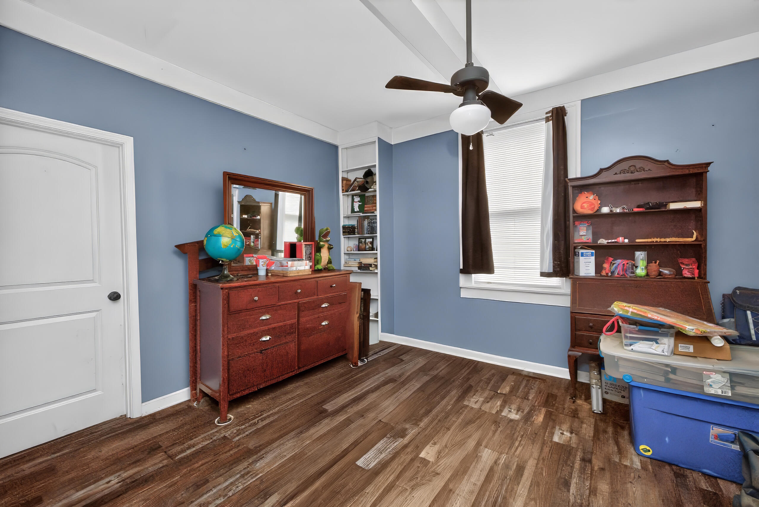10 Johnson Avenue Property Photo 18