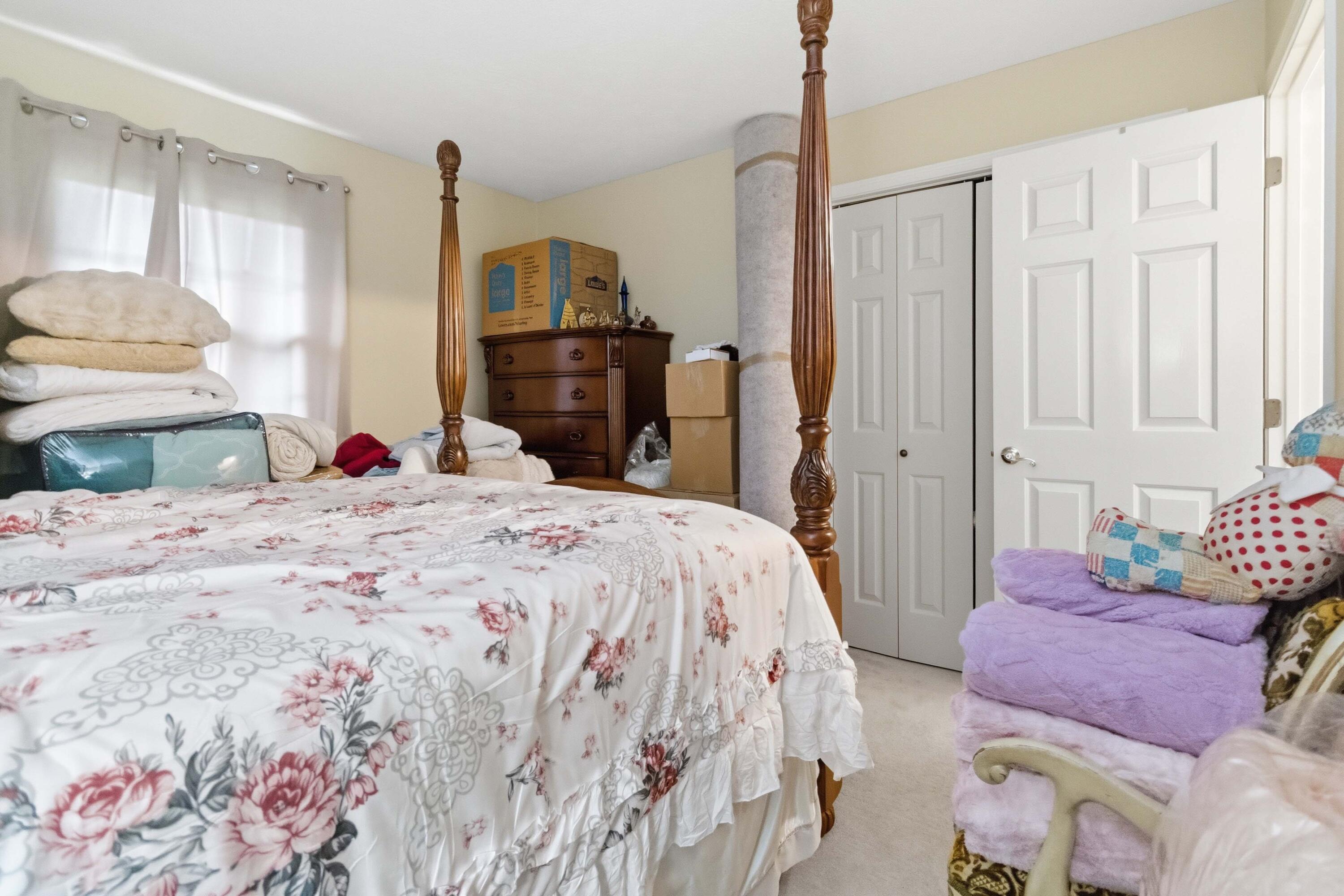 522 Silverbrook Drive Property Photo 8