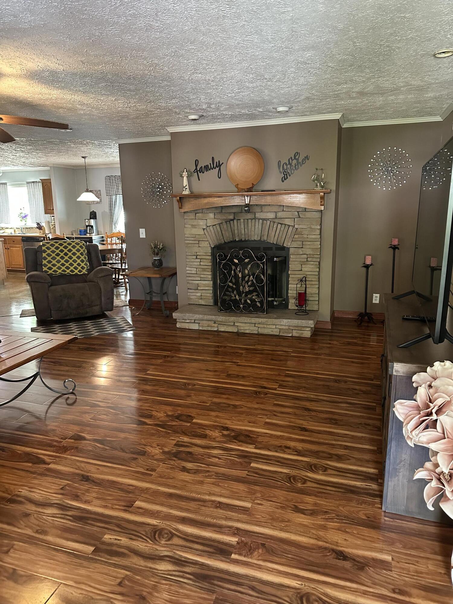 18 Hill Drive Property Photo 9