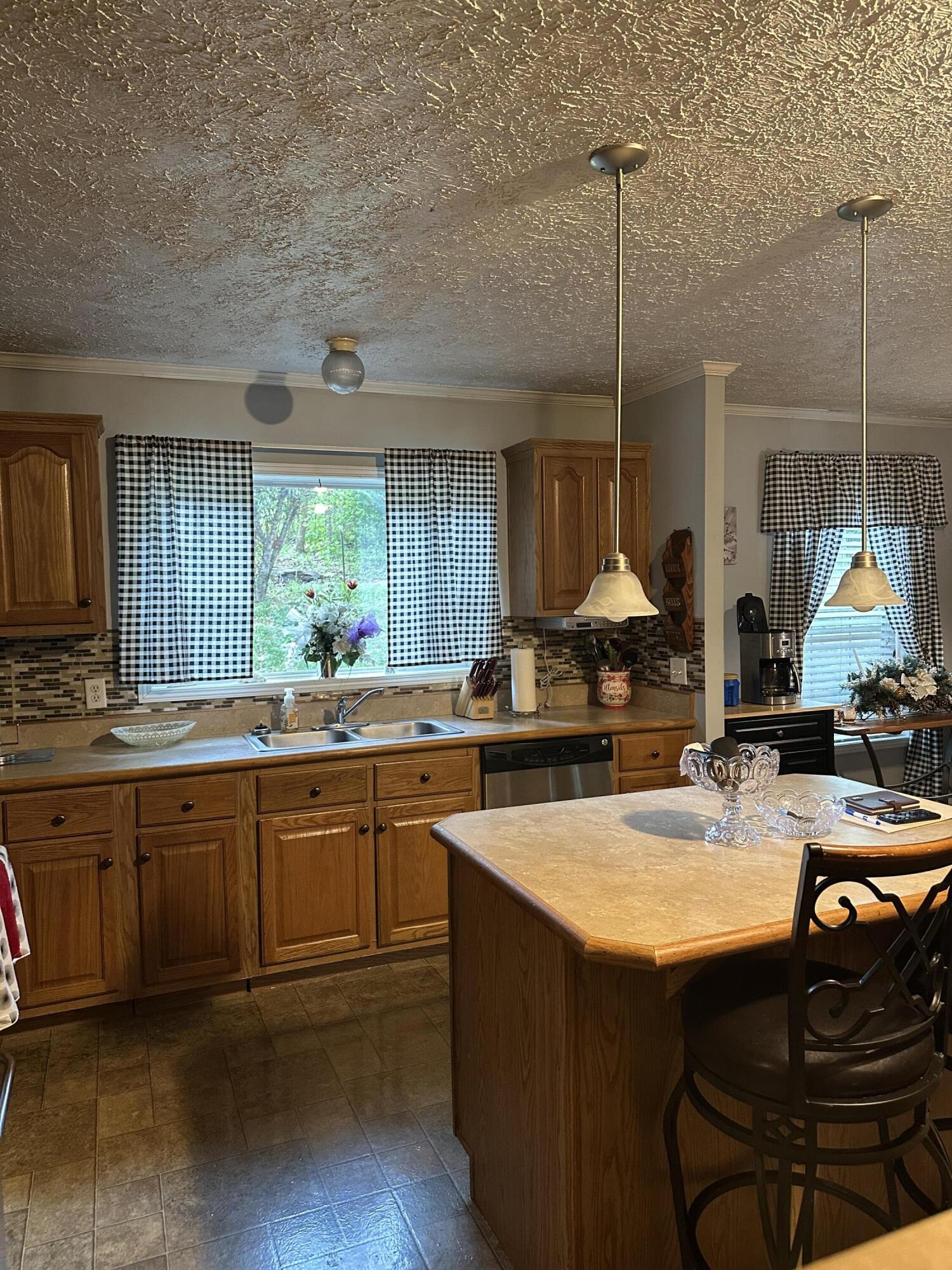 18 Hill Drive Property Photo 15