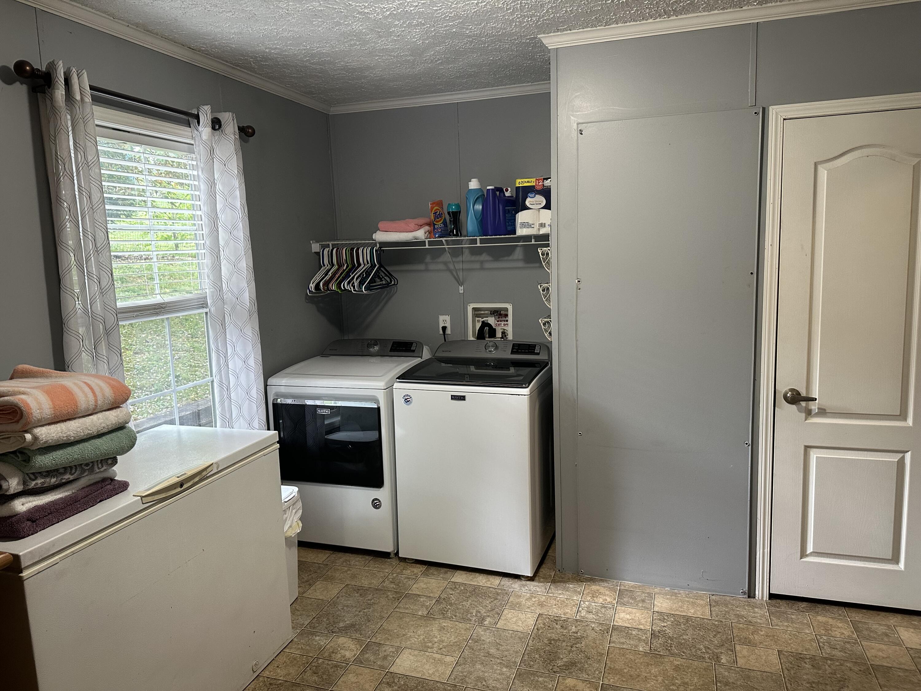 18 Hill Drive Property Photo 17