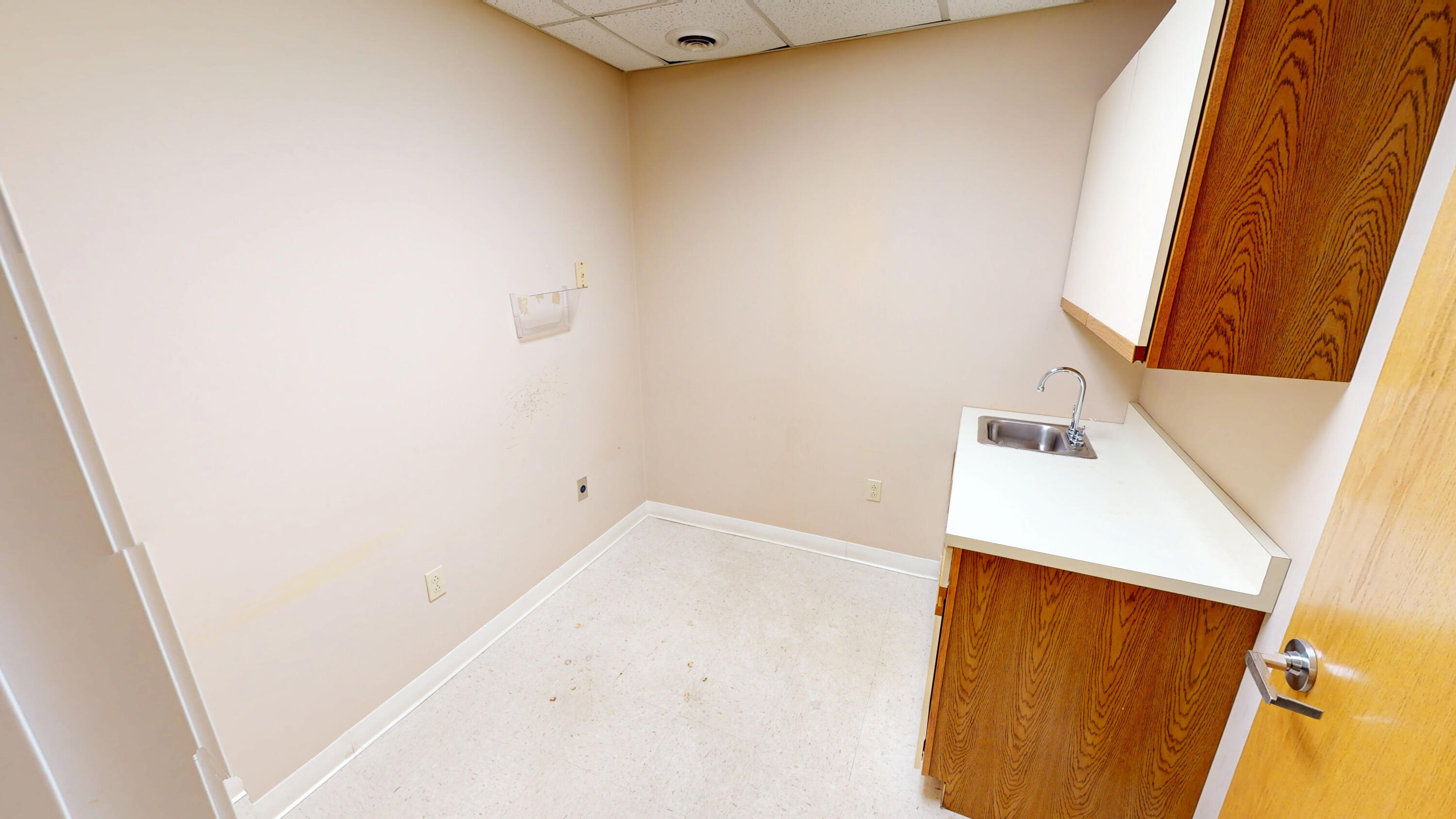 1901 Winchester Avenue Property Photo 20