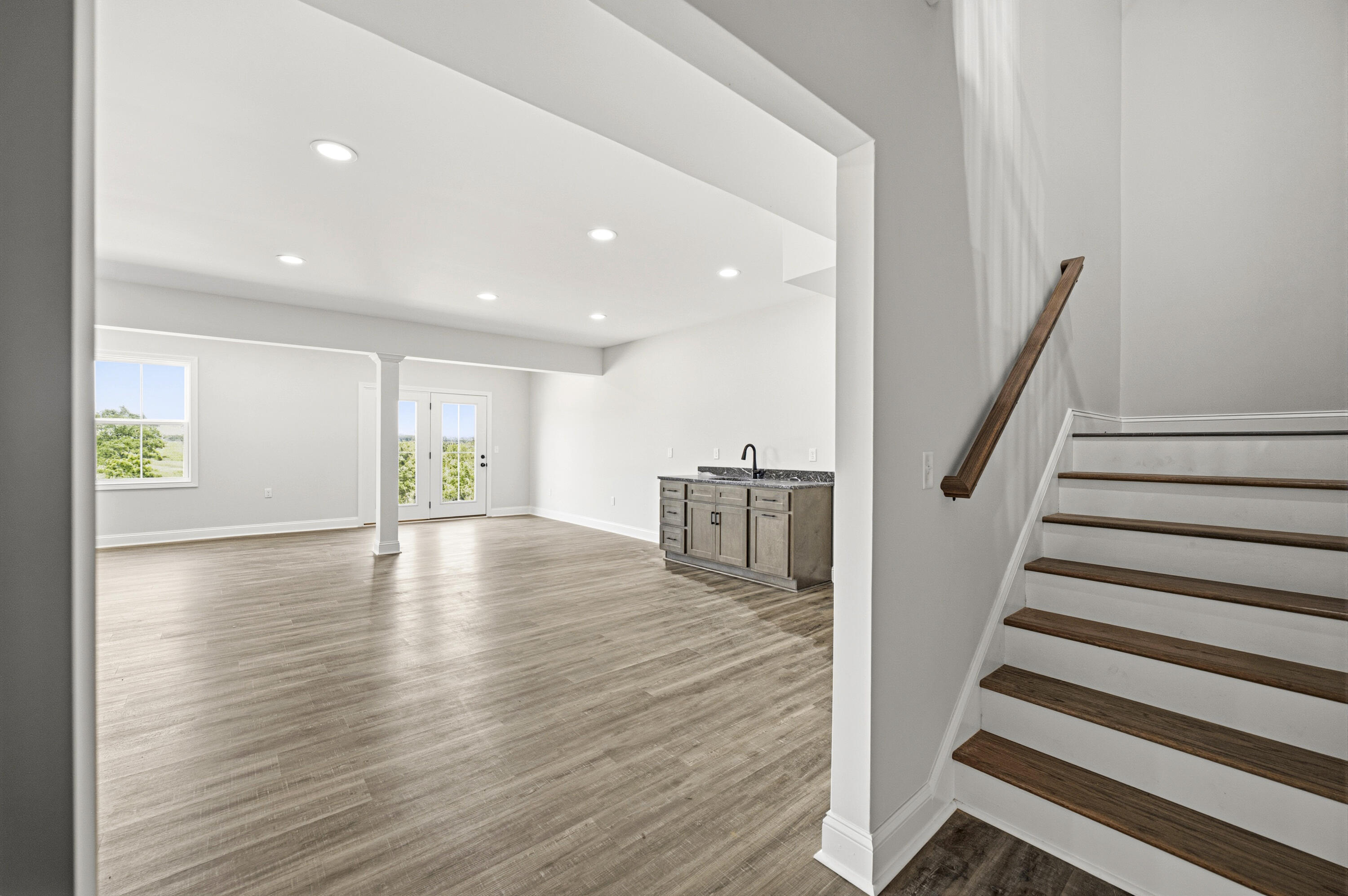 105 Dawn Court Property Photo 29