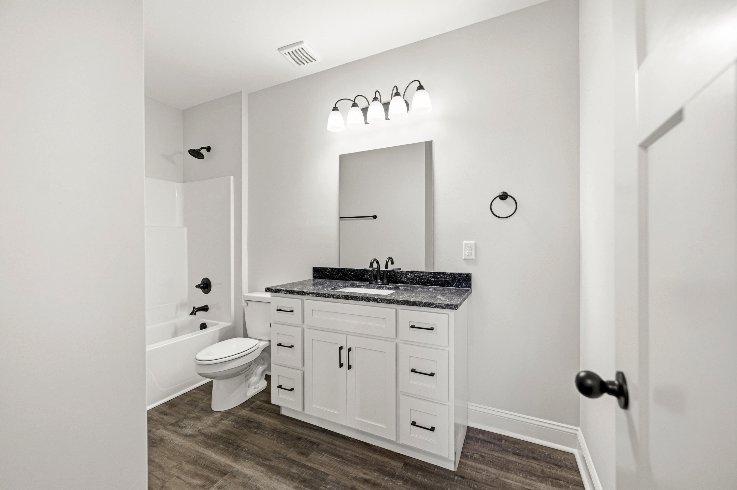 105 Dawn Court Property Photo 33