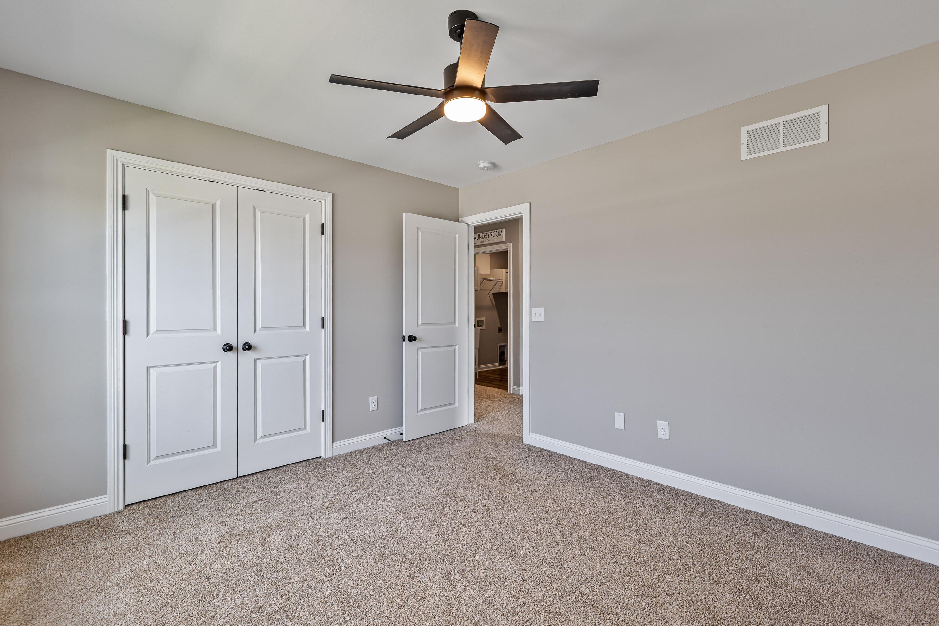 501 Friendly Avenue Property Photo 34