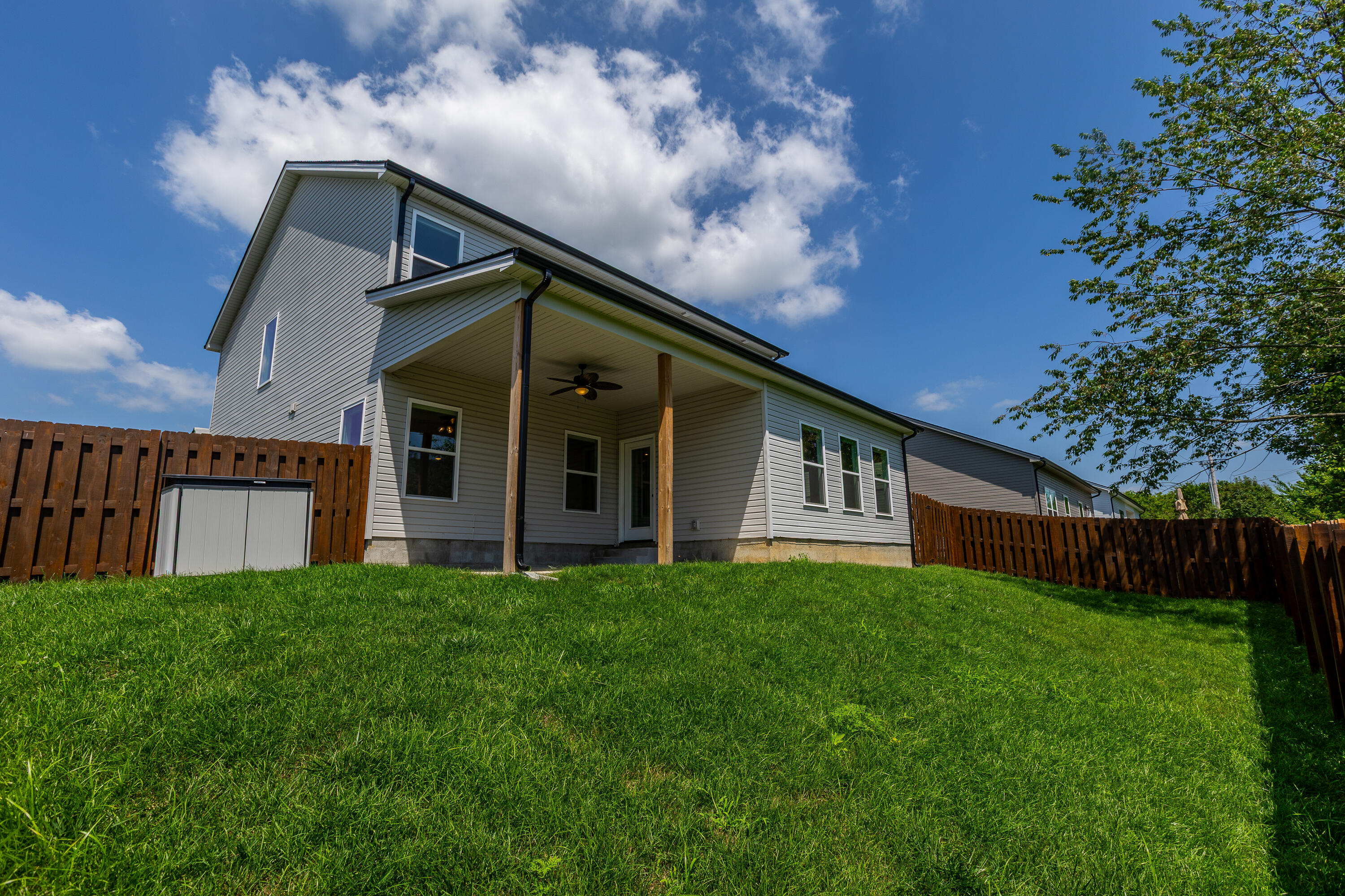 501 Friendly Avenue Property Photo 40