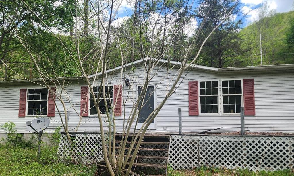 438 Ned Fork Road Property Photo 1