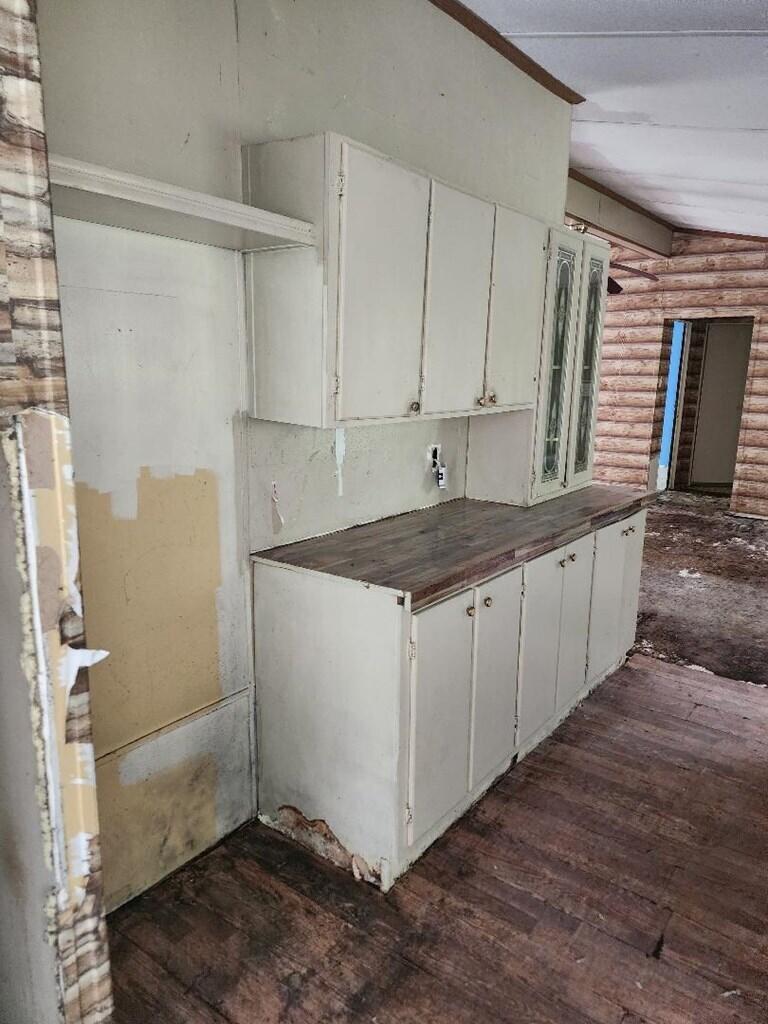 438 Ned Fork Road Property Photo 3