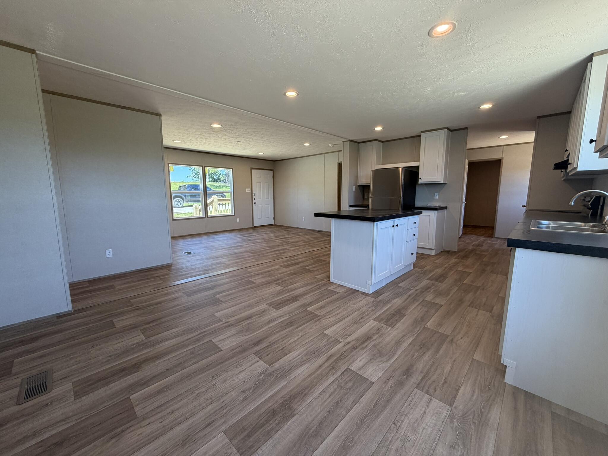 110 W Cedar Grove Road Property Photo 8