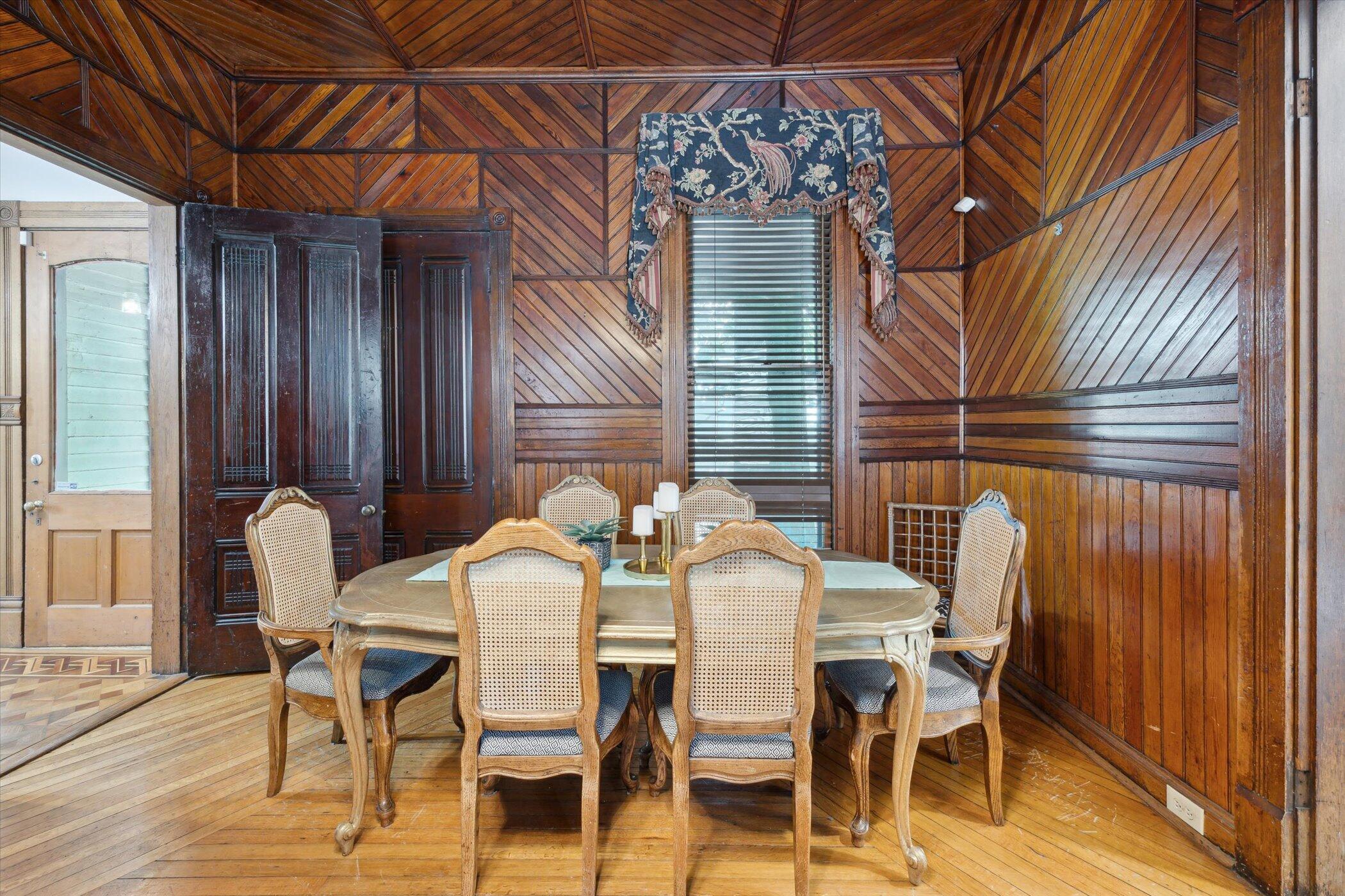344 Madison Place Property Photo 18