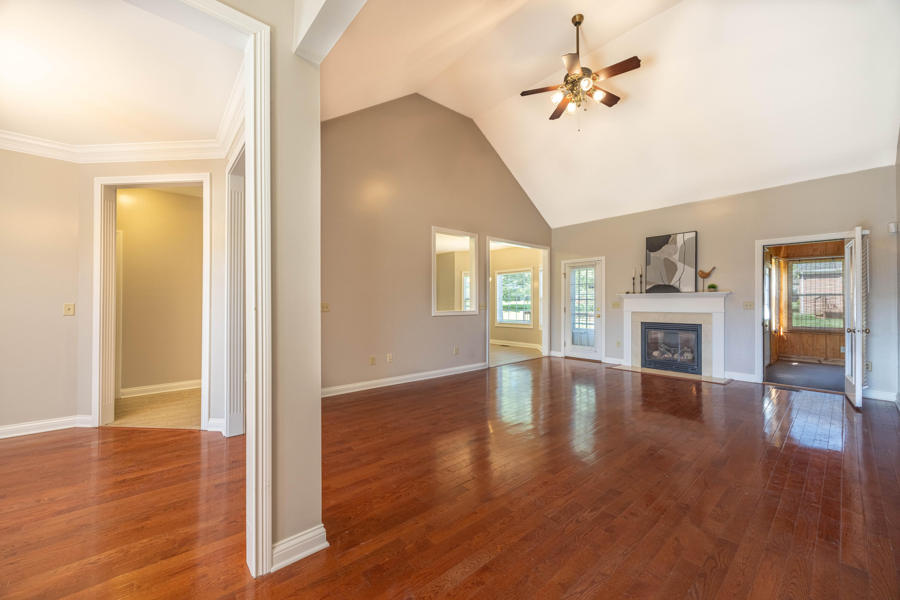 111 Cedar Stream Drive Property Photo 5