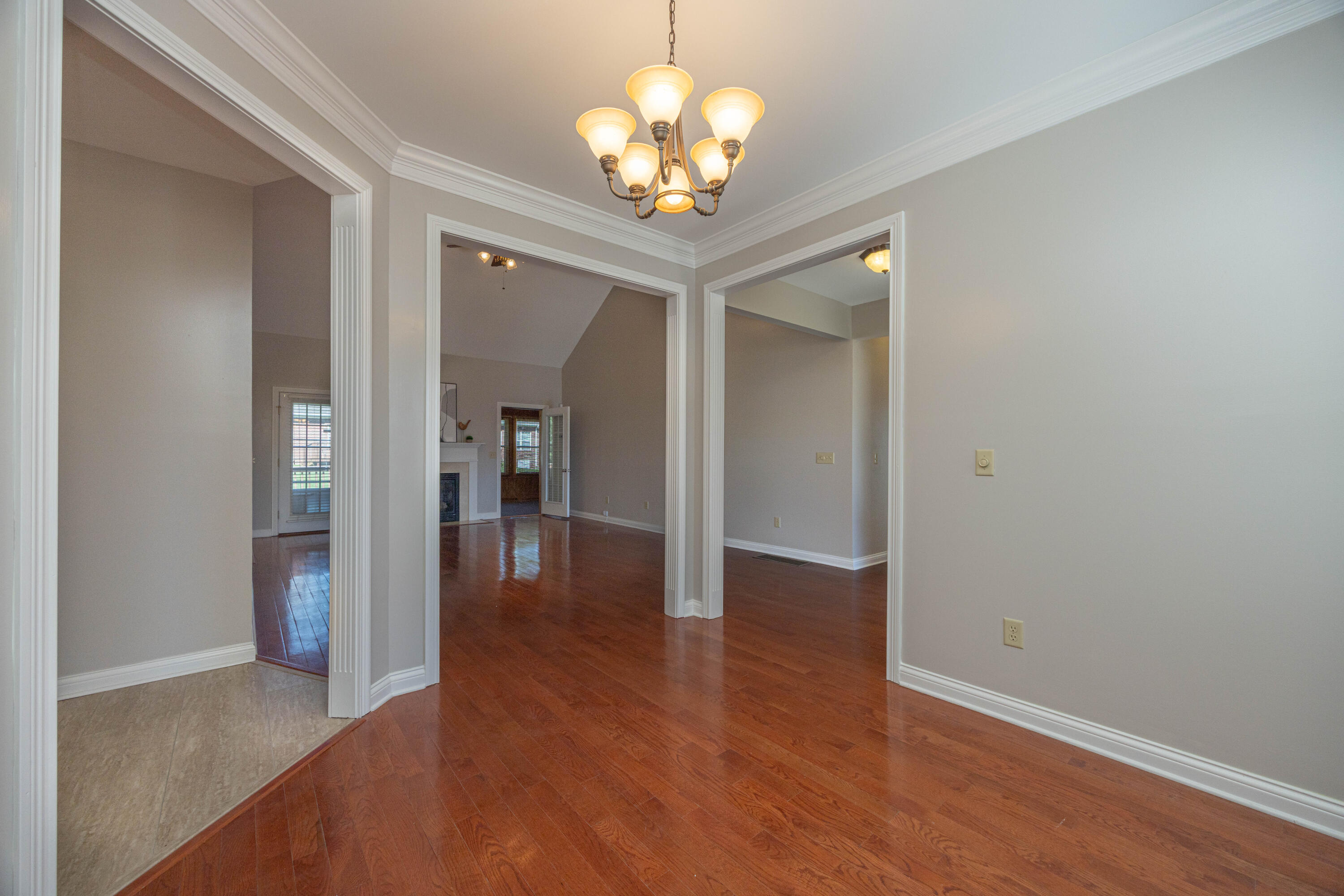 111 Cedar Stream Drive Property Photo 8