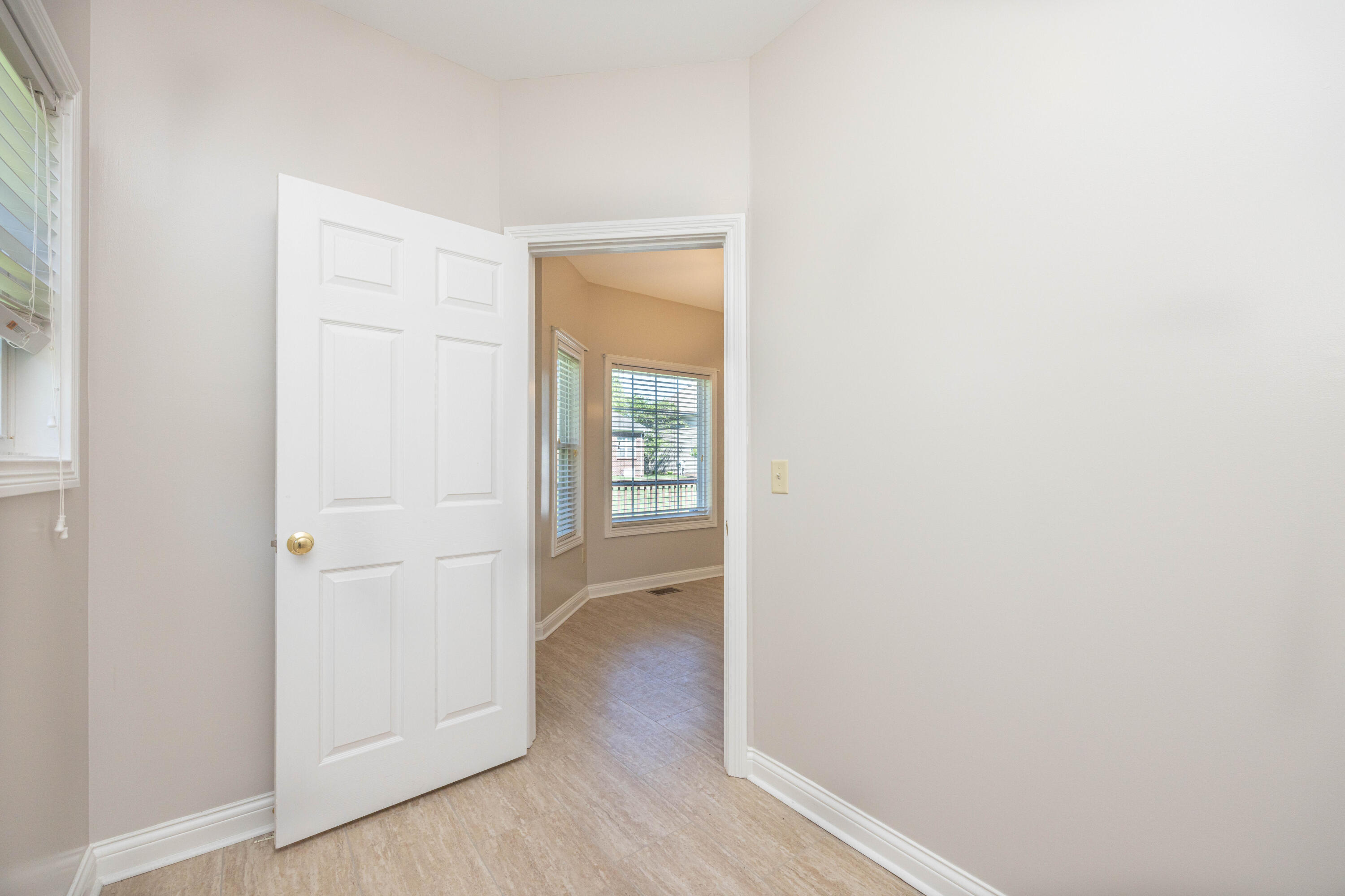 111 Cedar Stream Drive Property Photo 20