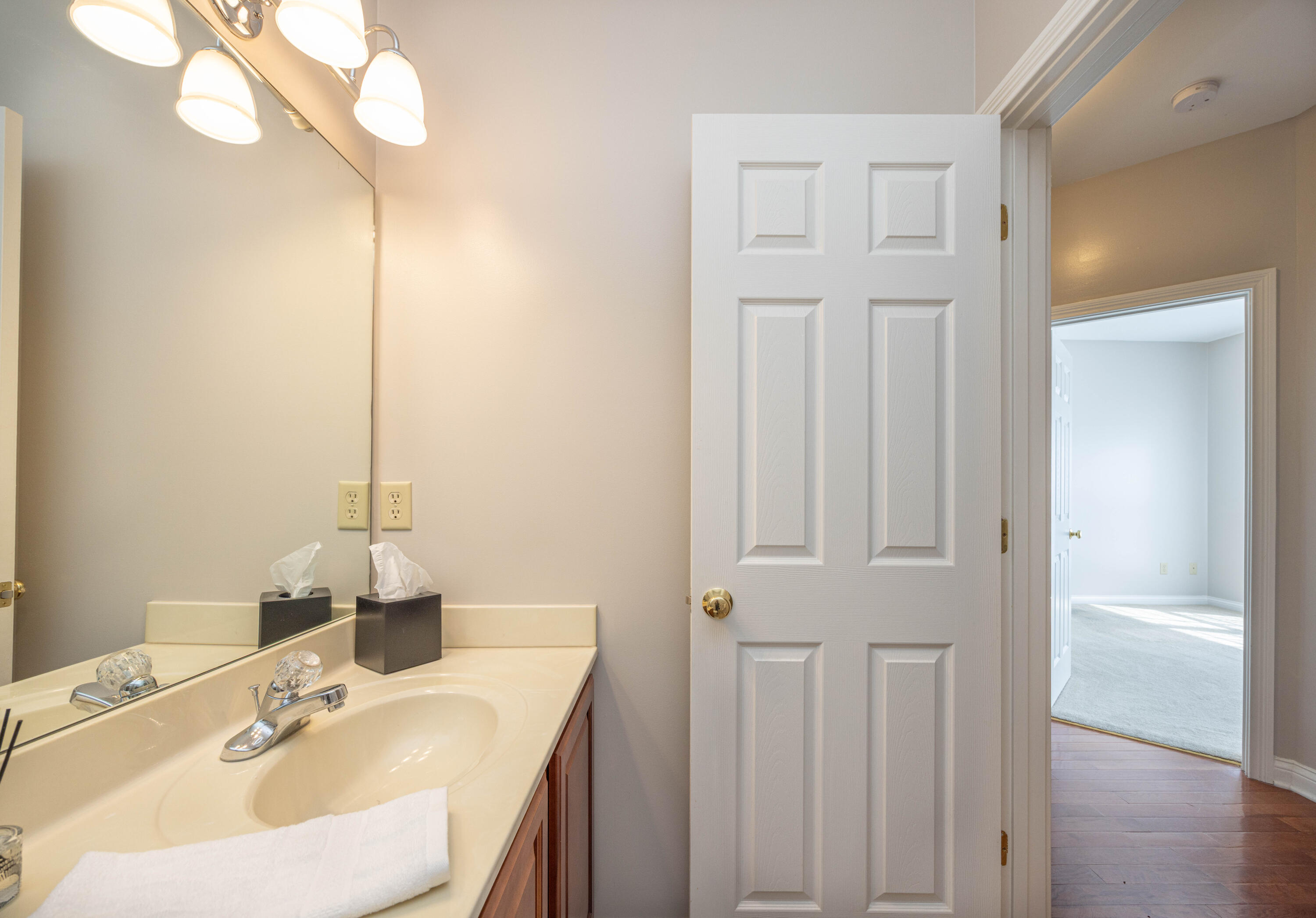 111 Cedar Stream Drive Property Photo 28
