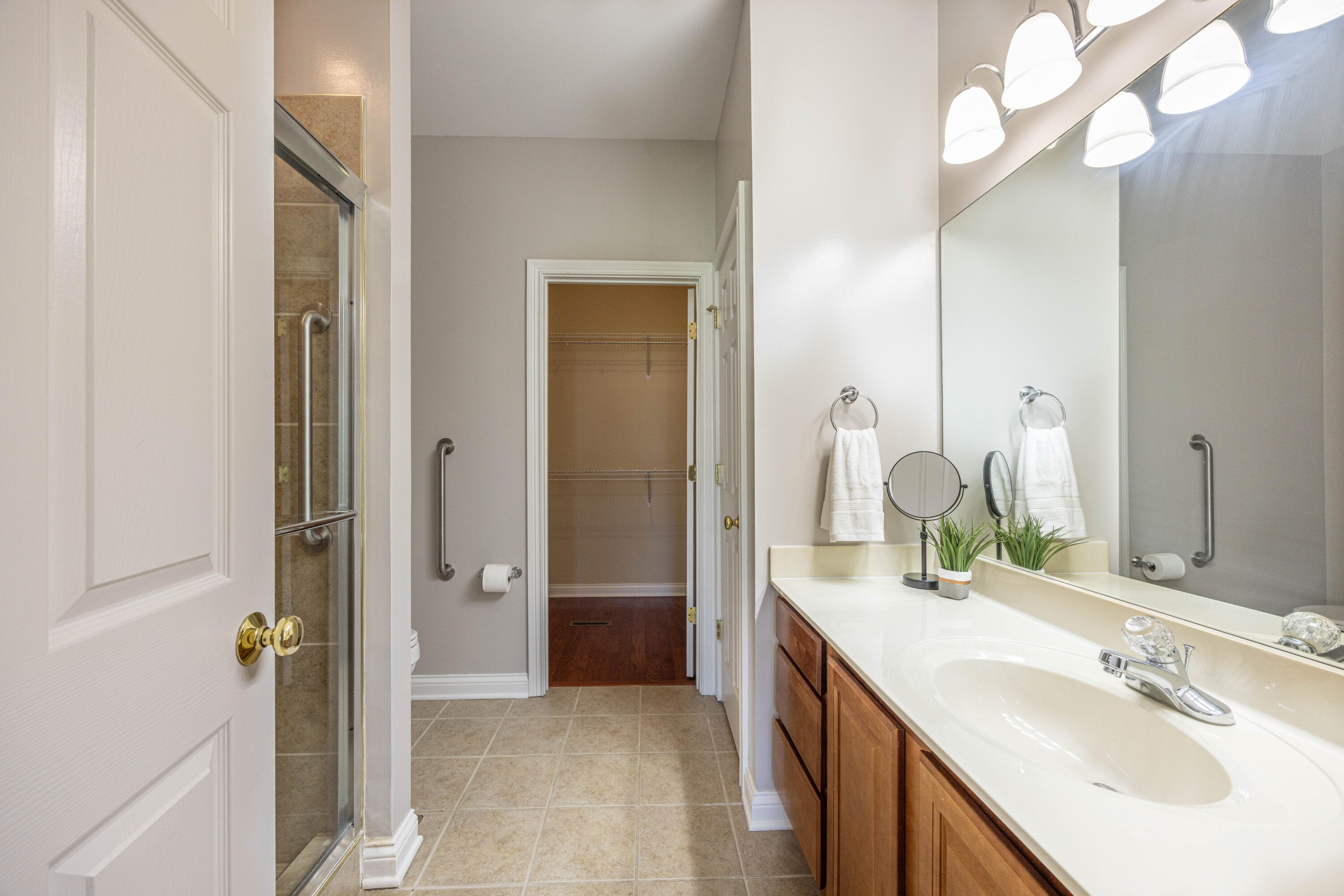 111 Cedar Stream Drive Property Photo 34