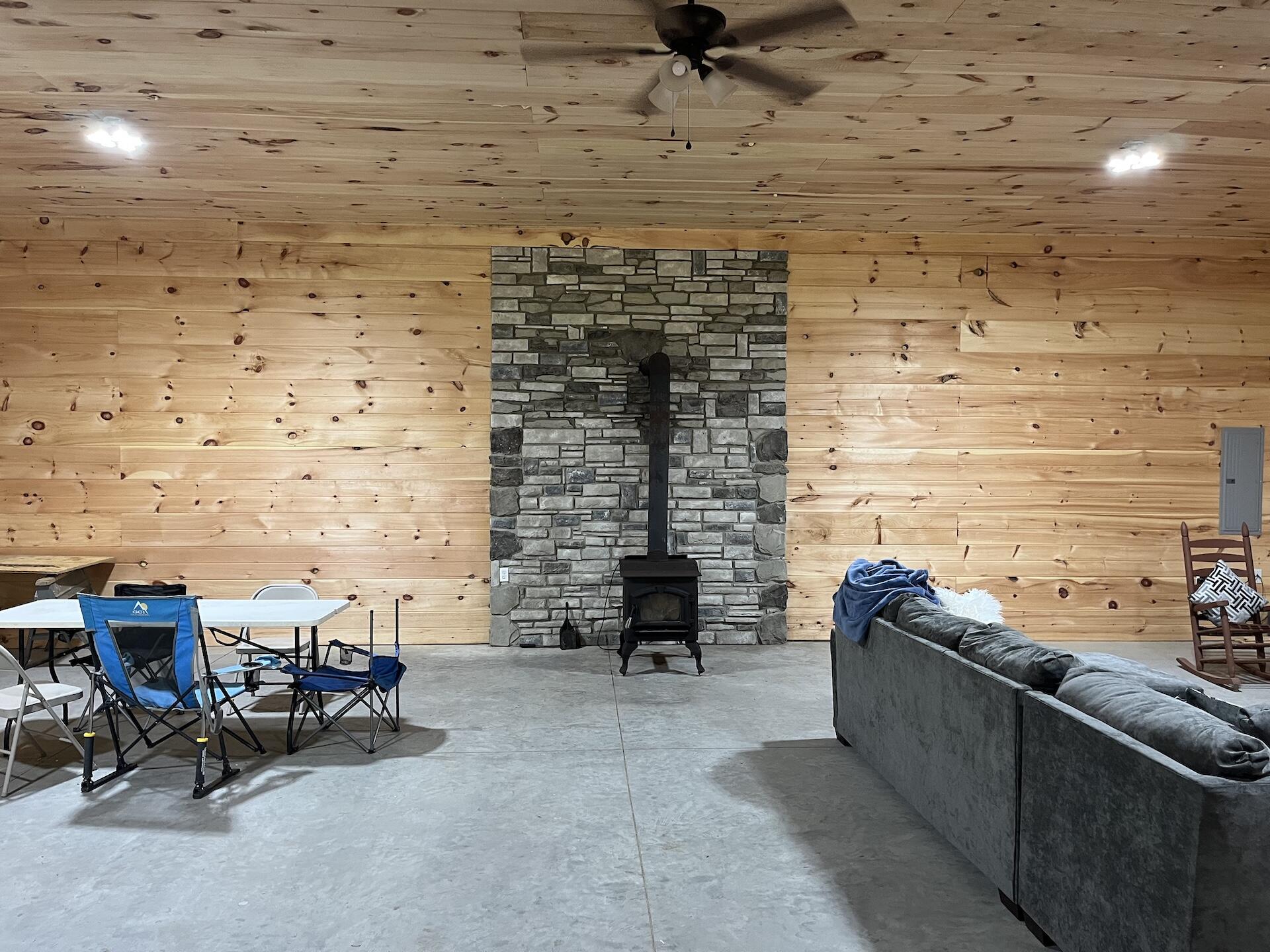 2748 Damron Creek Road Property Photo 8