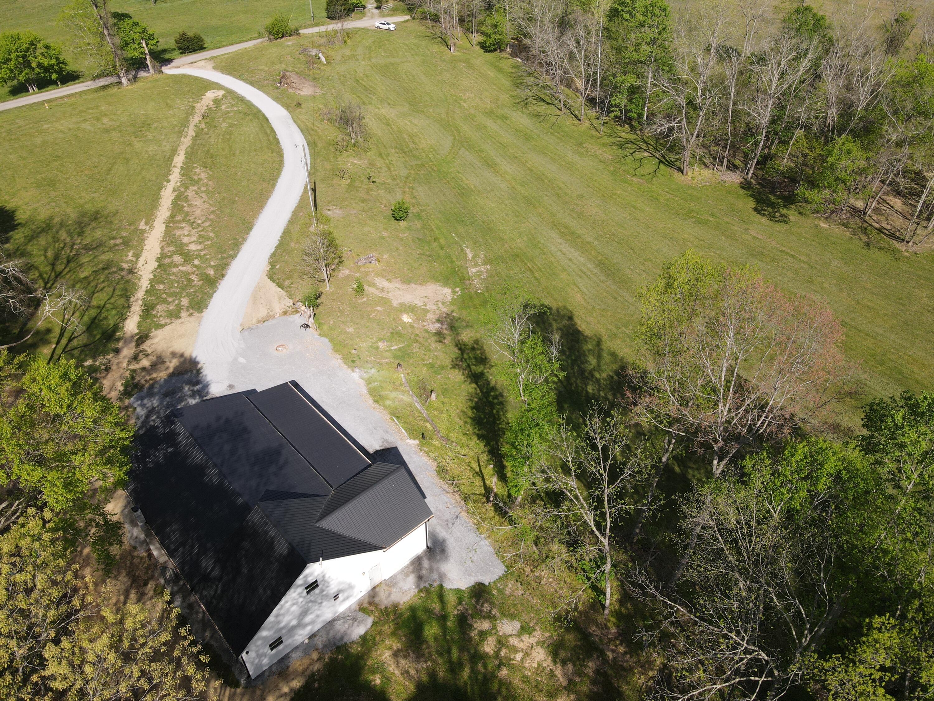 2748 Damron Creek Road Property Photo 36