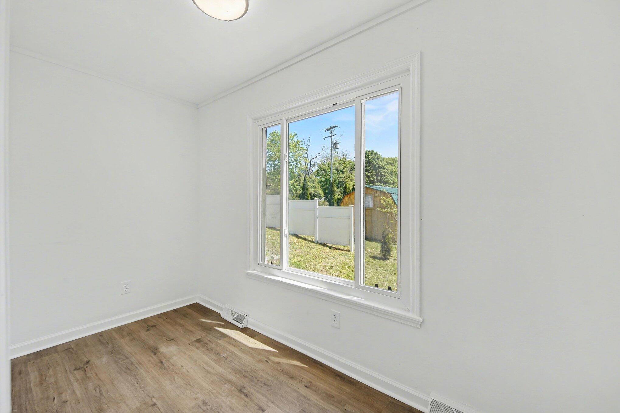 34 Circle Way Property Photo 8