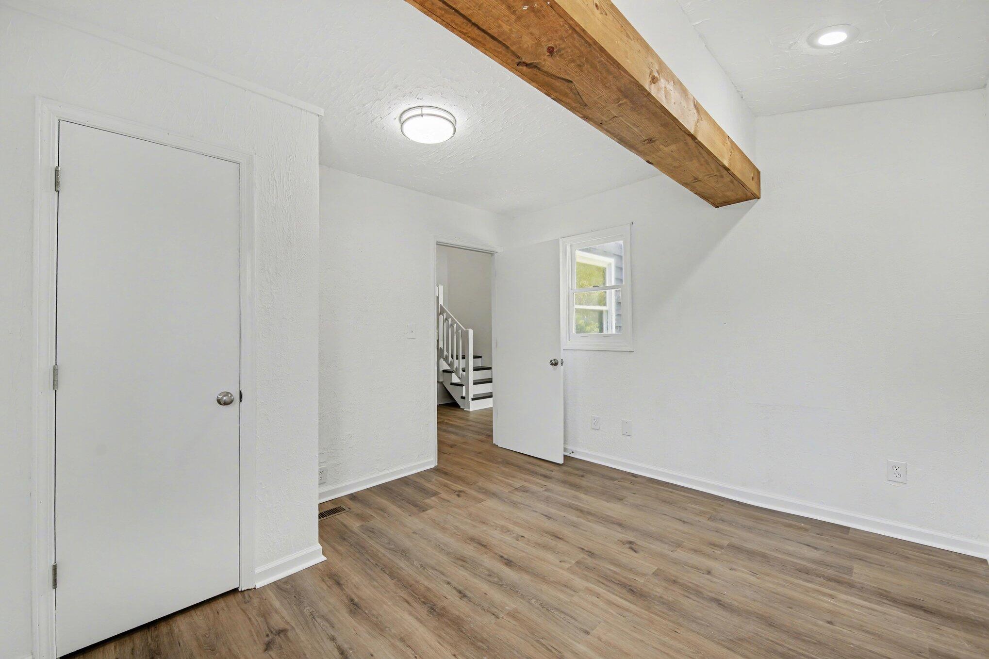 34 Circle Way Property Photo 12