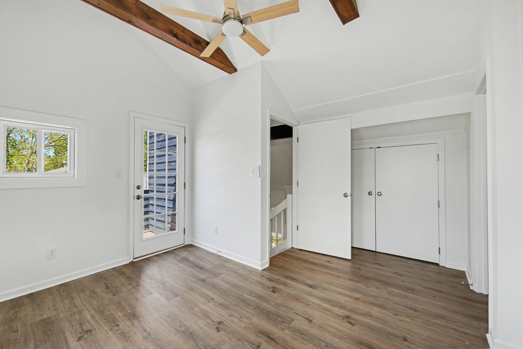 34 Circle Way Property Photo 14