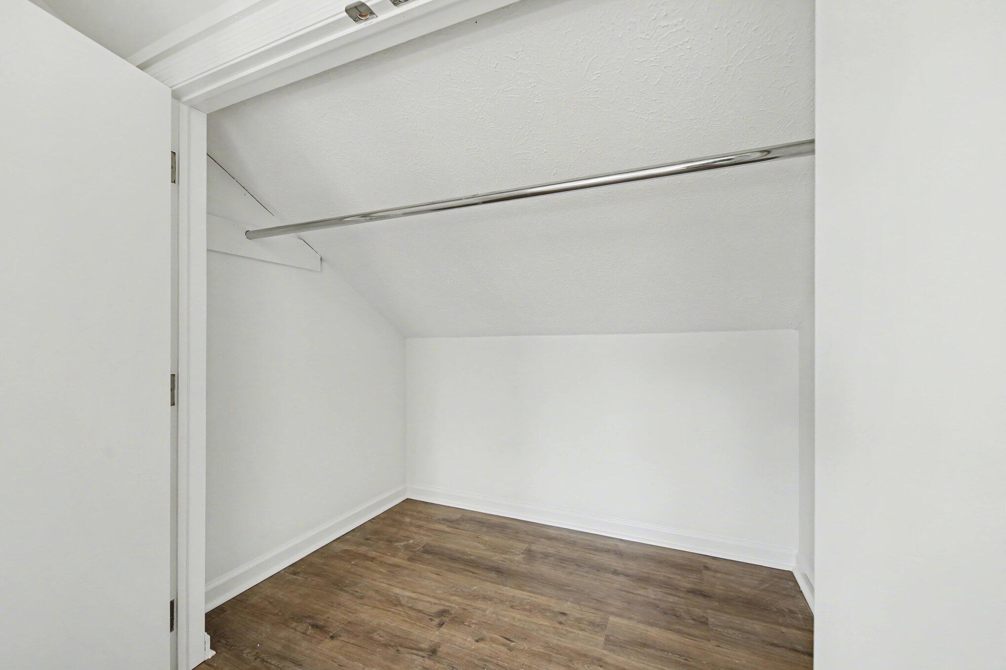 34 Circle Way Property Photo 17