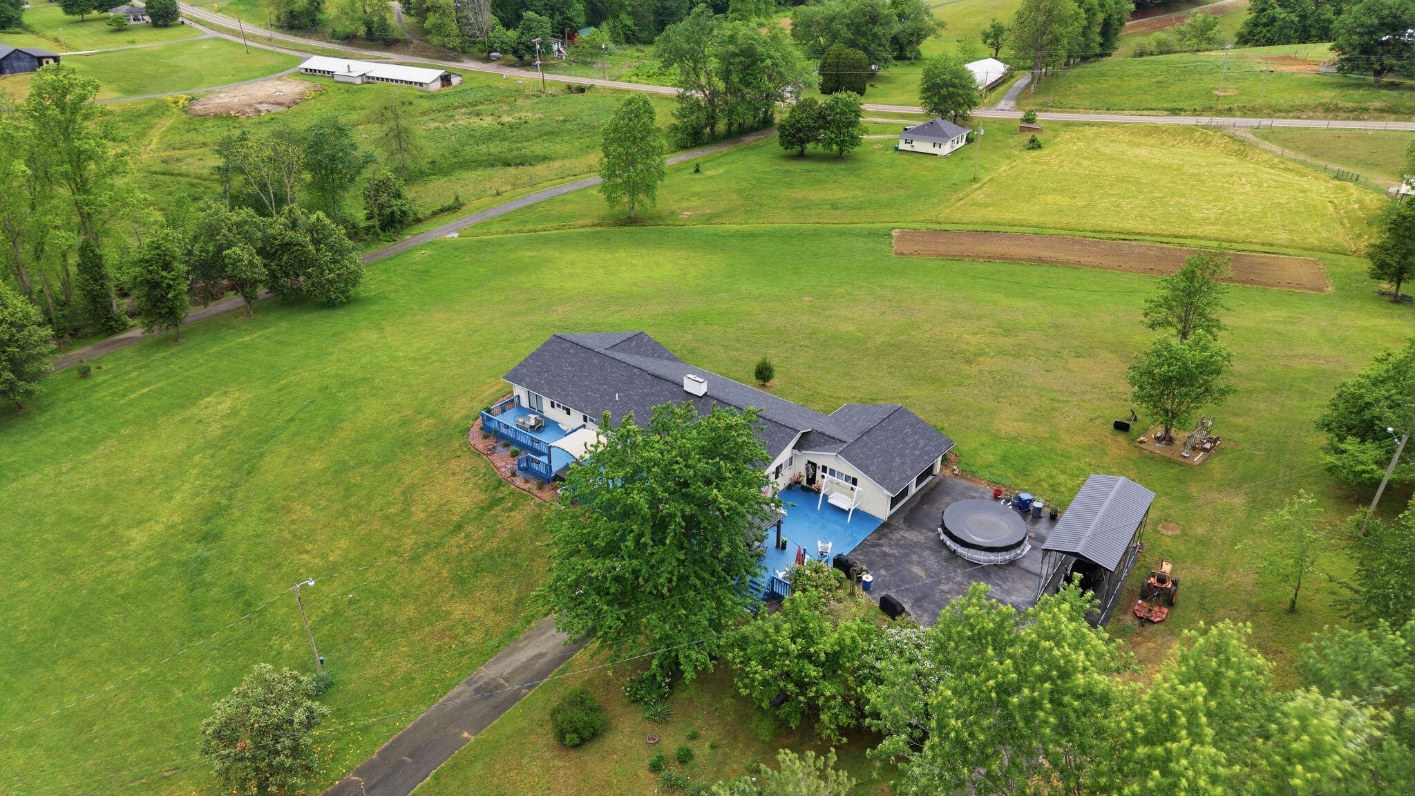 10949 & 10951 E Laurel Road Property Photo 80