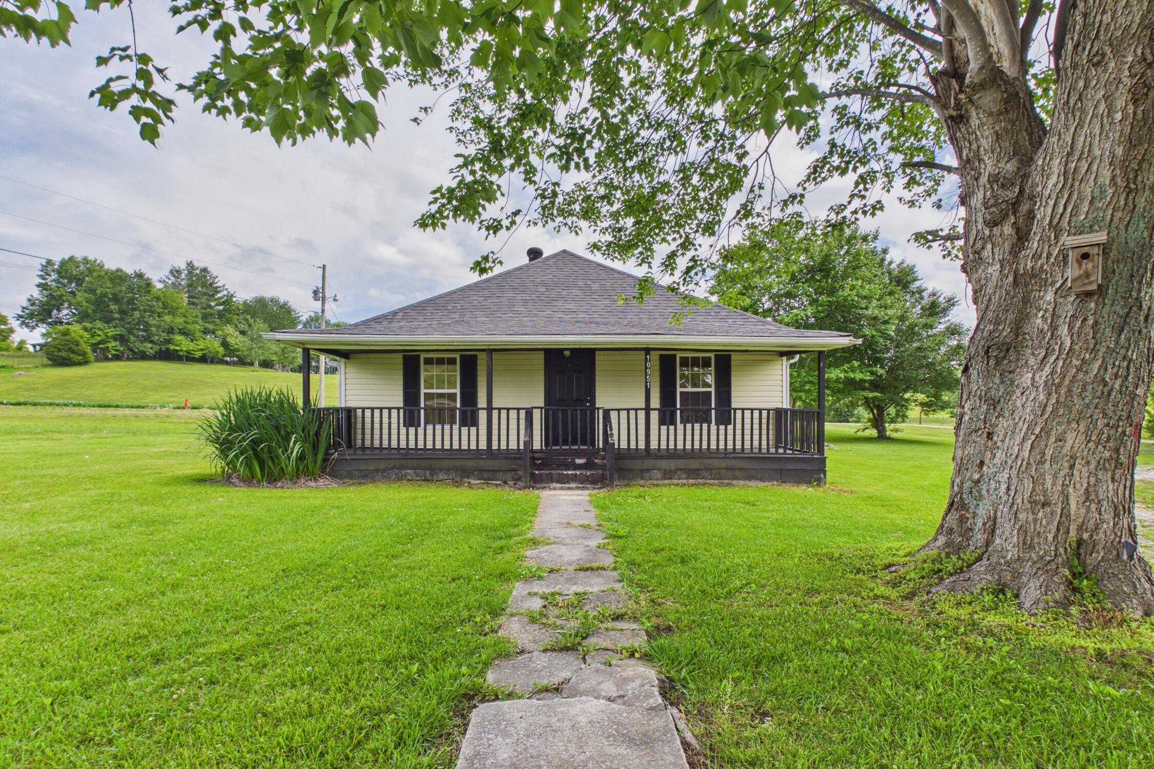 10949 & 10951 E Laurel Road Property Photo 86