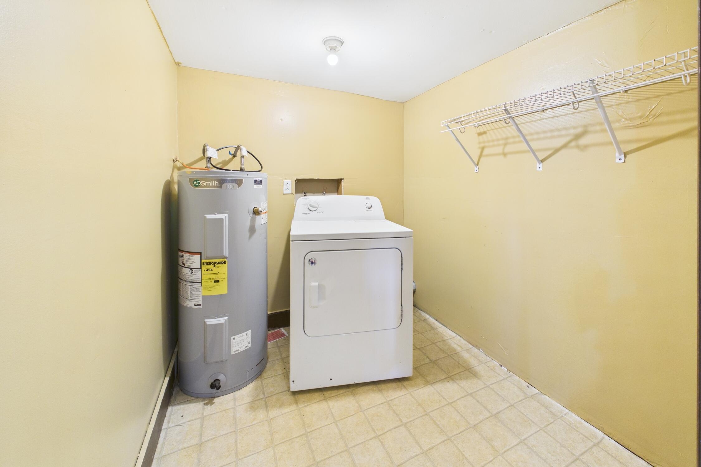 10949 & 10951 E Laurel Road Property Photo 104