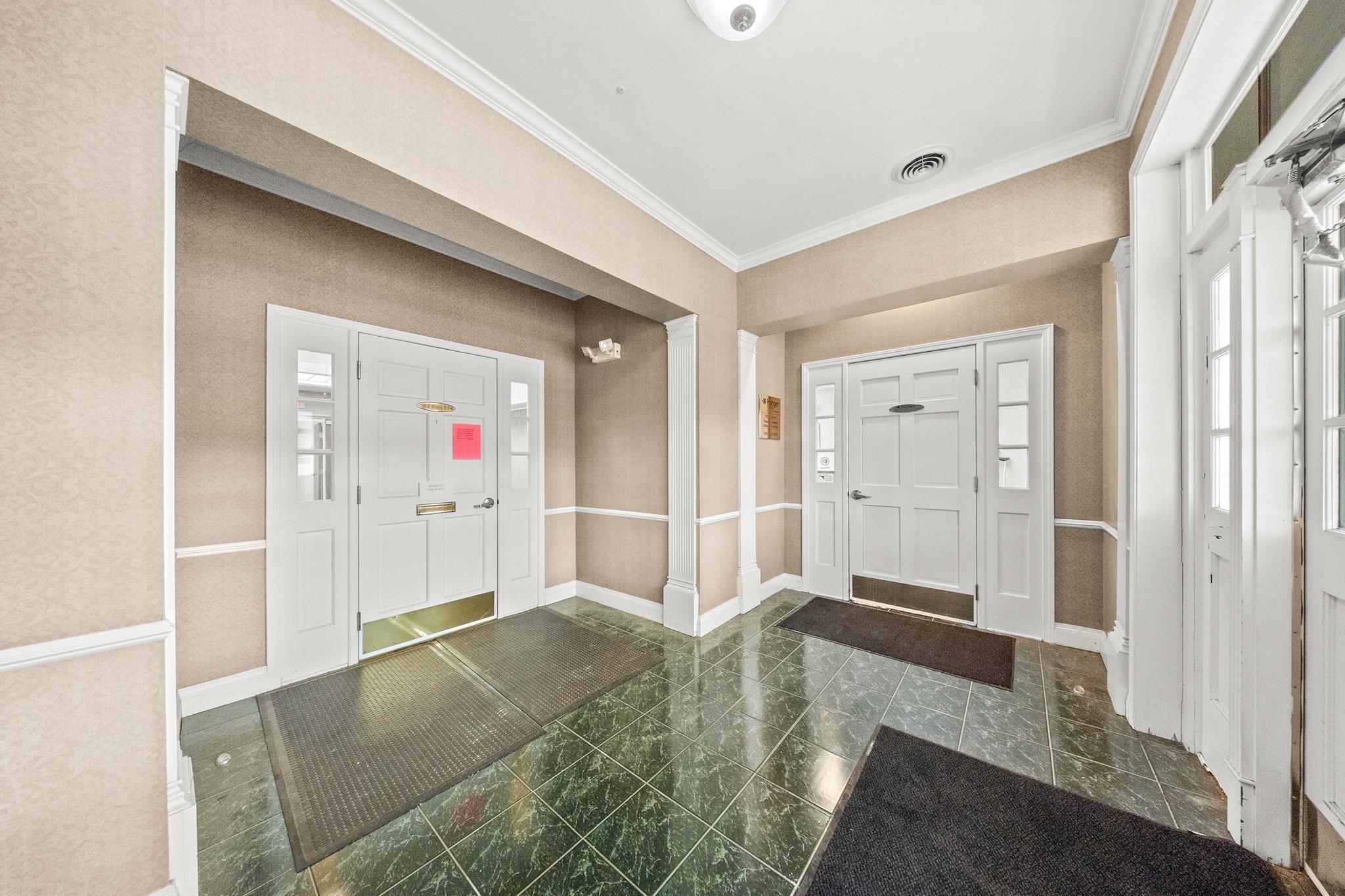 1901 Winchester Avenue Property Photo 5