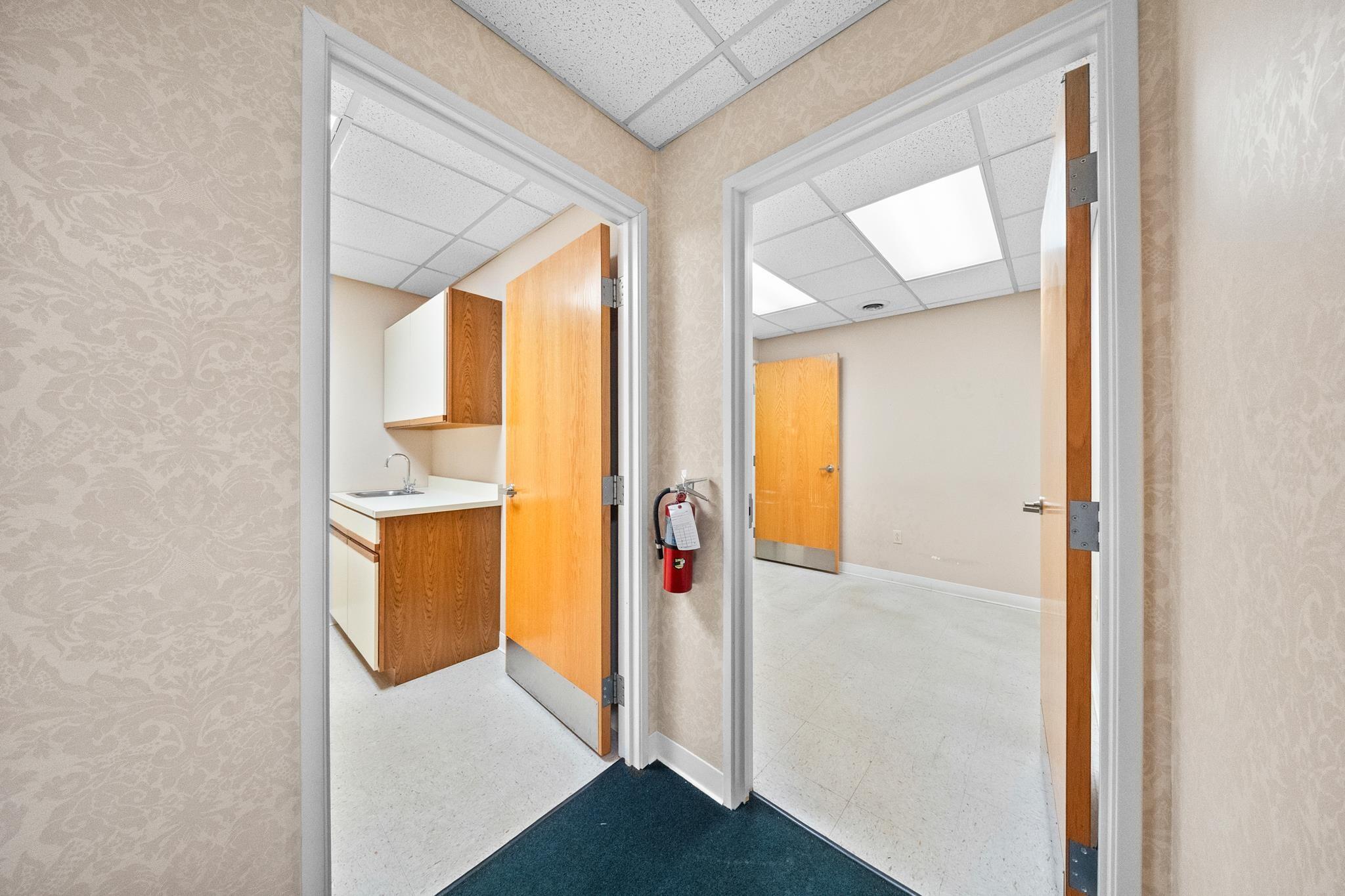 1901 Winchester Avenue Property Photo 29