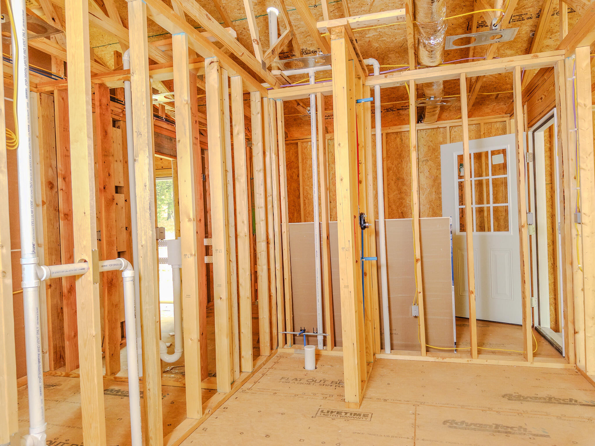519 Forest Ridge Circle Property Photo 18