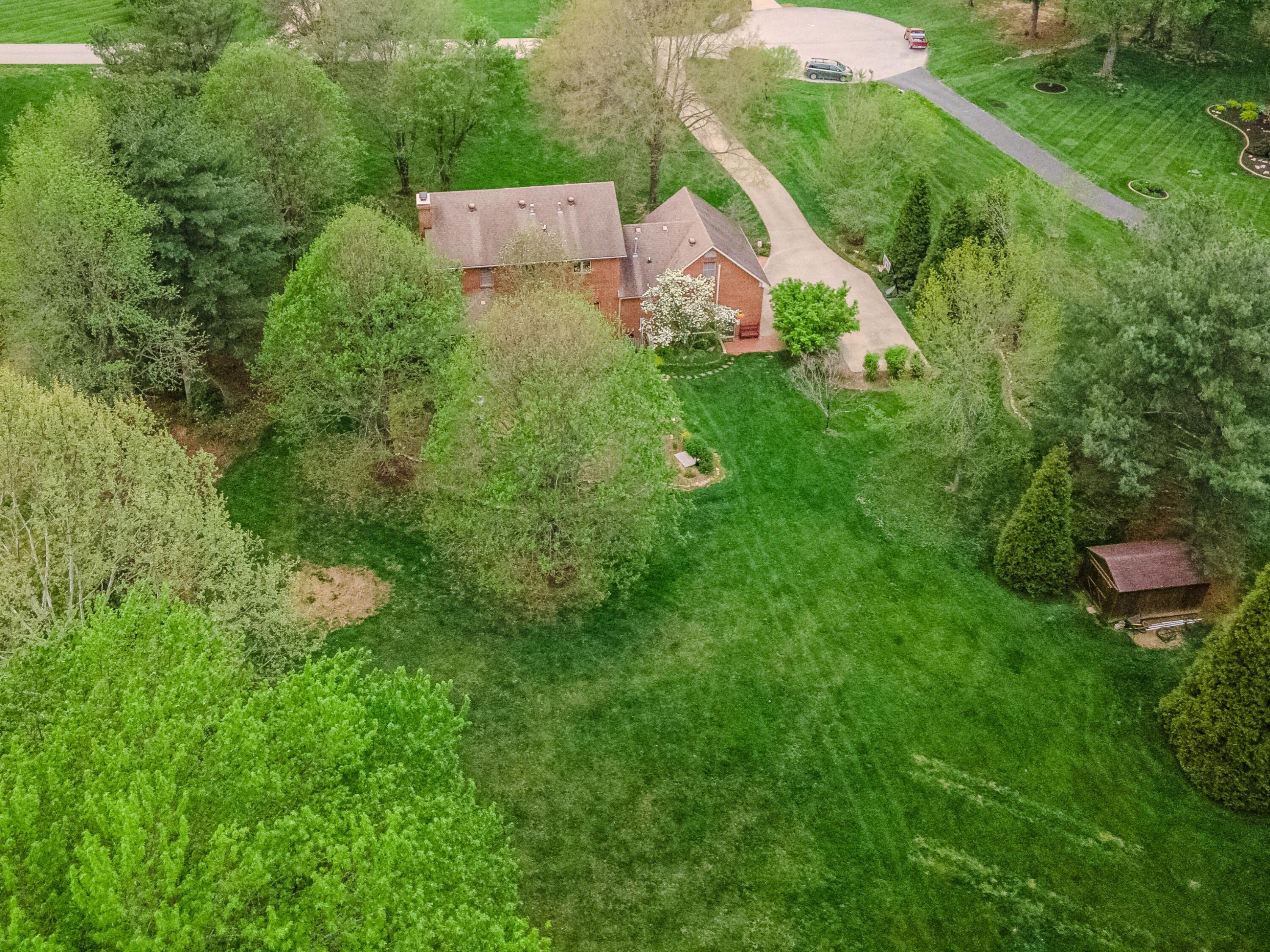 1021 Wesbend Drive Property Photo 2
