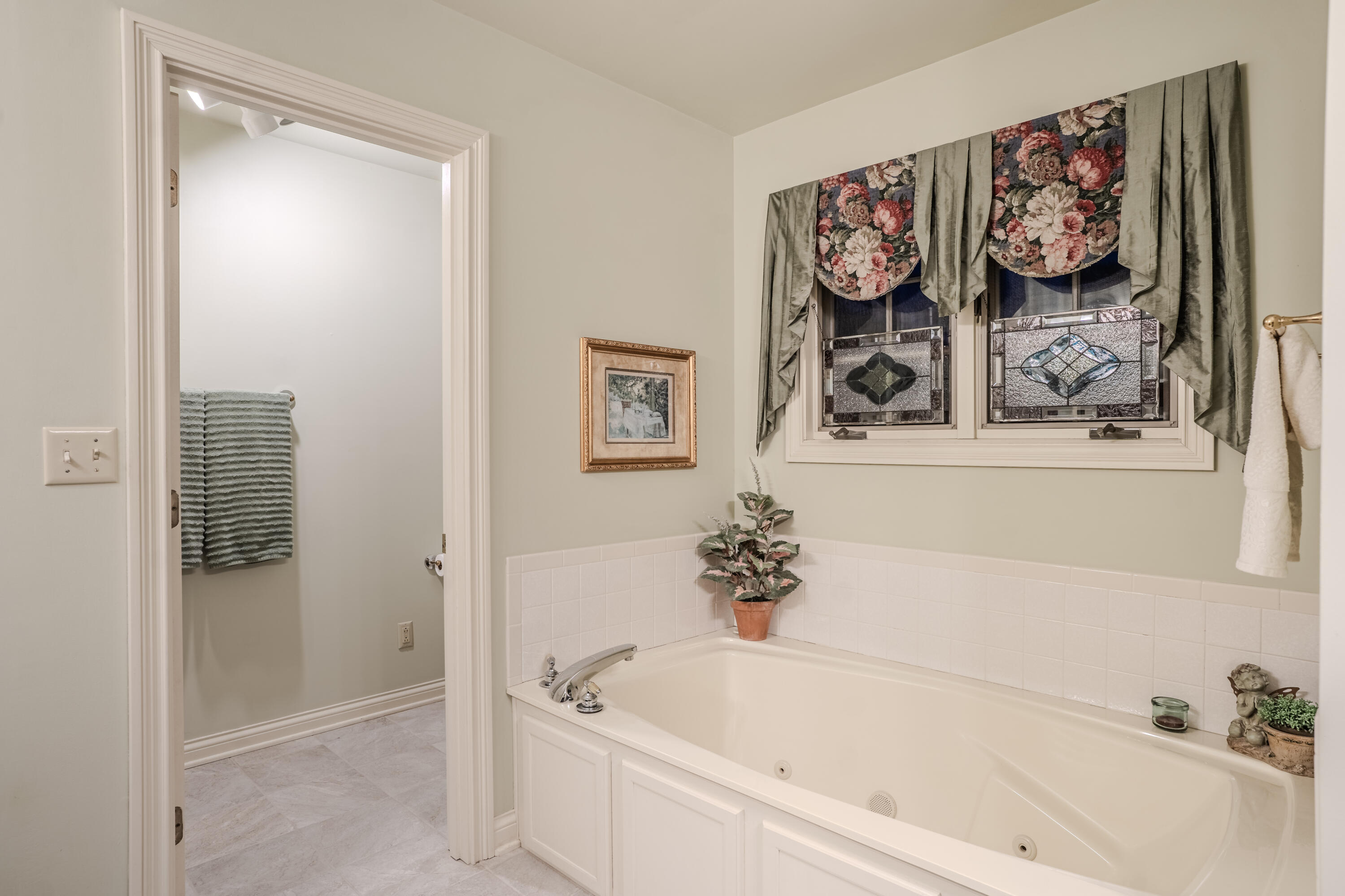 1021 Wesbend Drive Property Photo 17