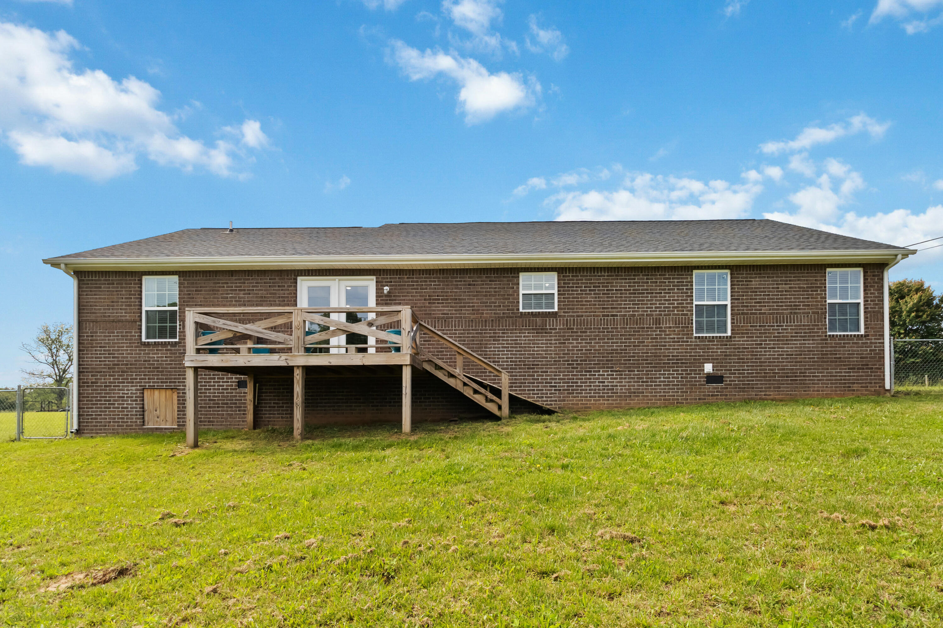 350 Misty Drive Property Photo 32