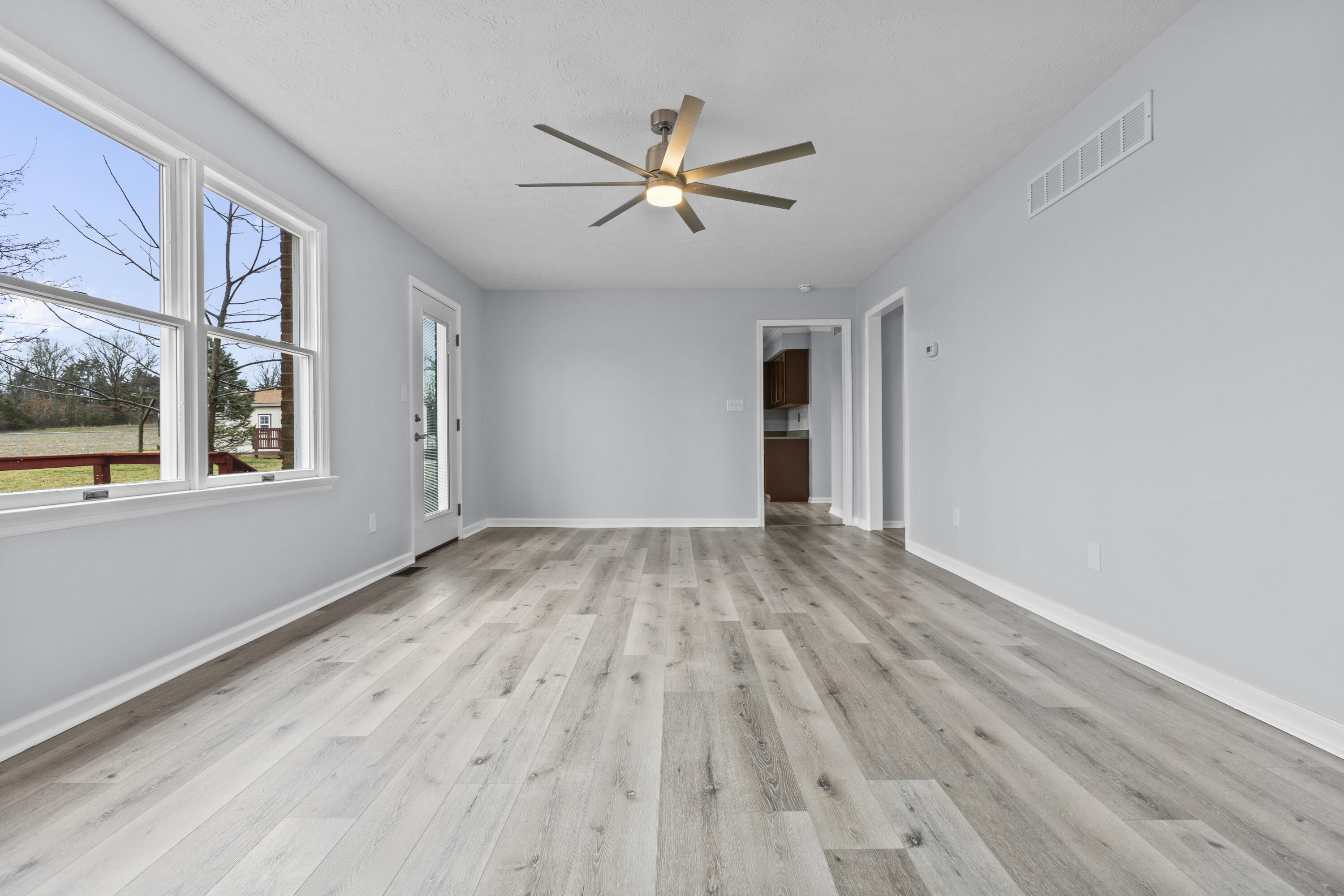 209 Oregon Road Property Photo 11