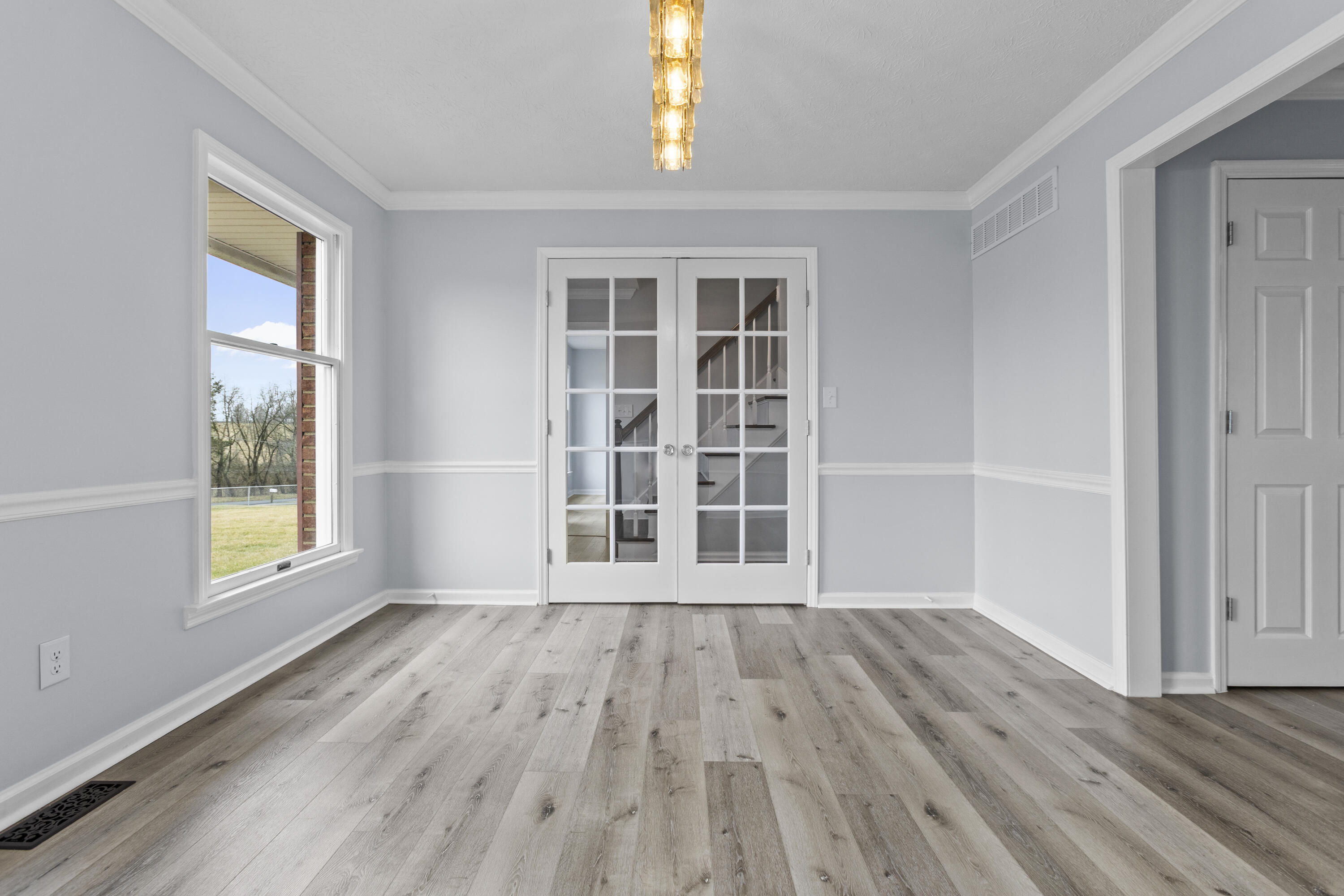 209 Oregon Road Property Photo 15