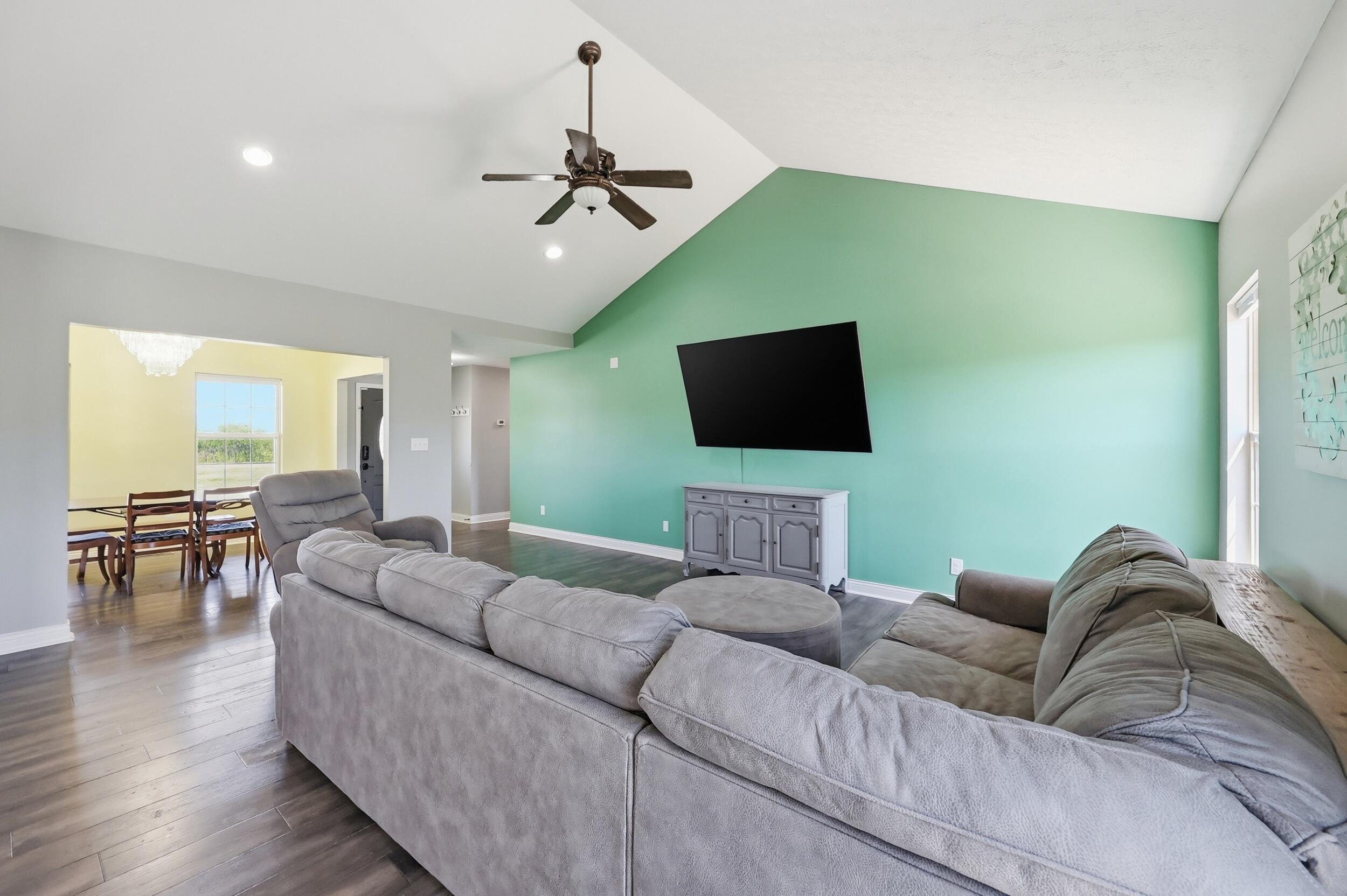 1531 Aaron Barnett Road Property Photo 8