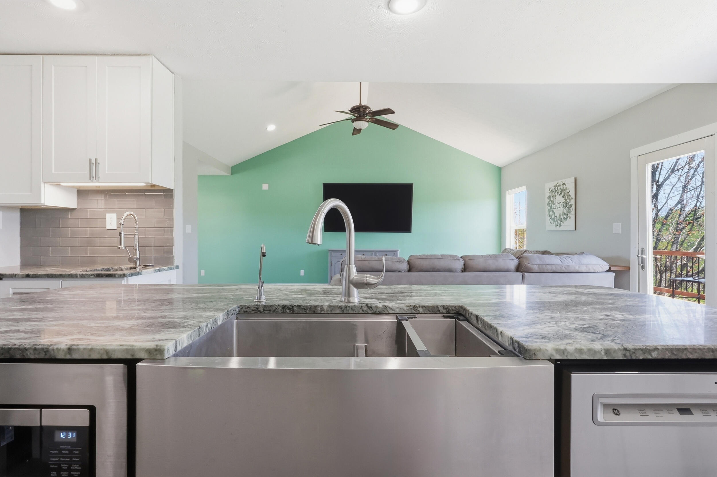 1531 Aaron Barnett Road Property Photo 14