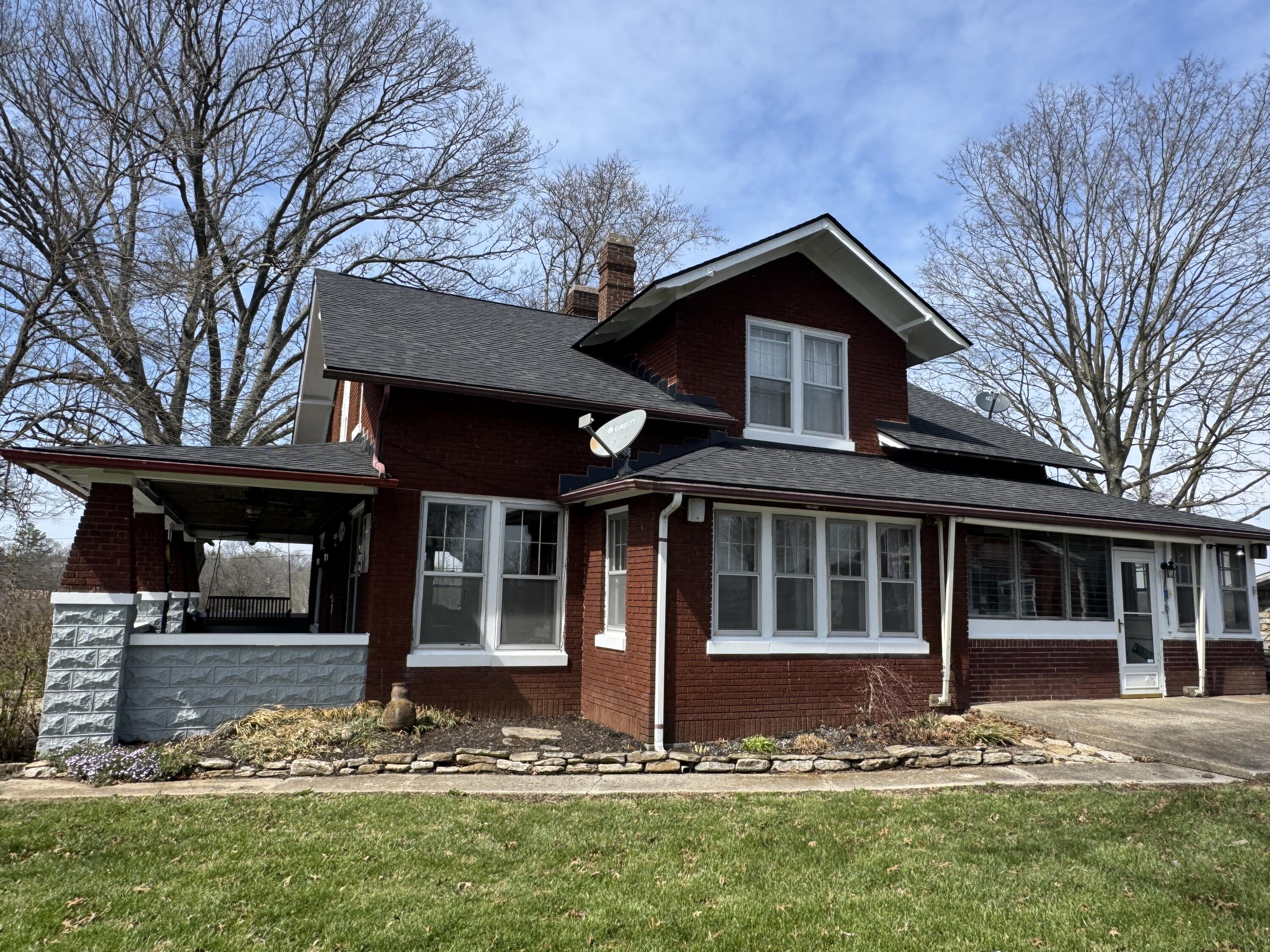 130 E Union Road Property Photo 2