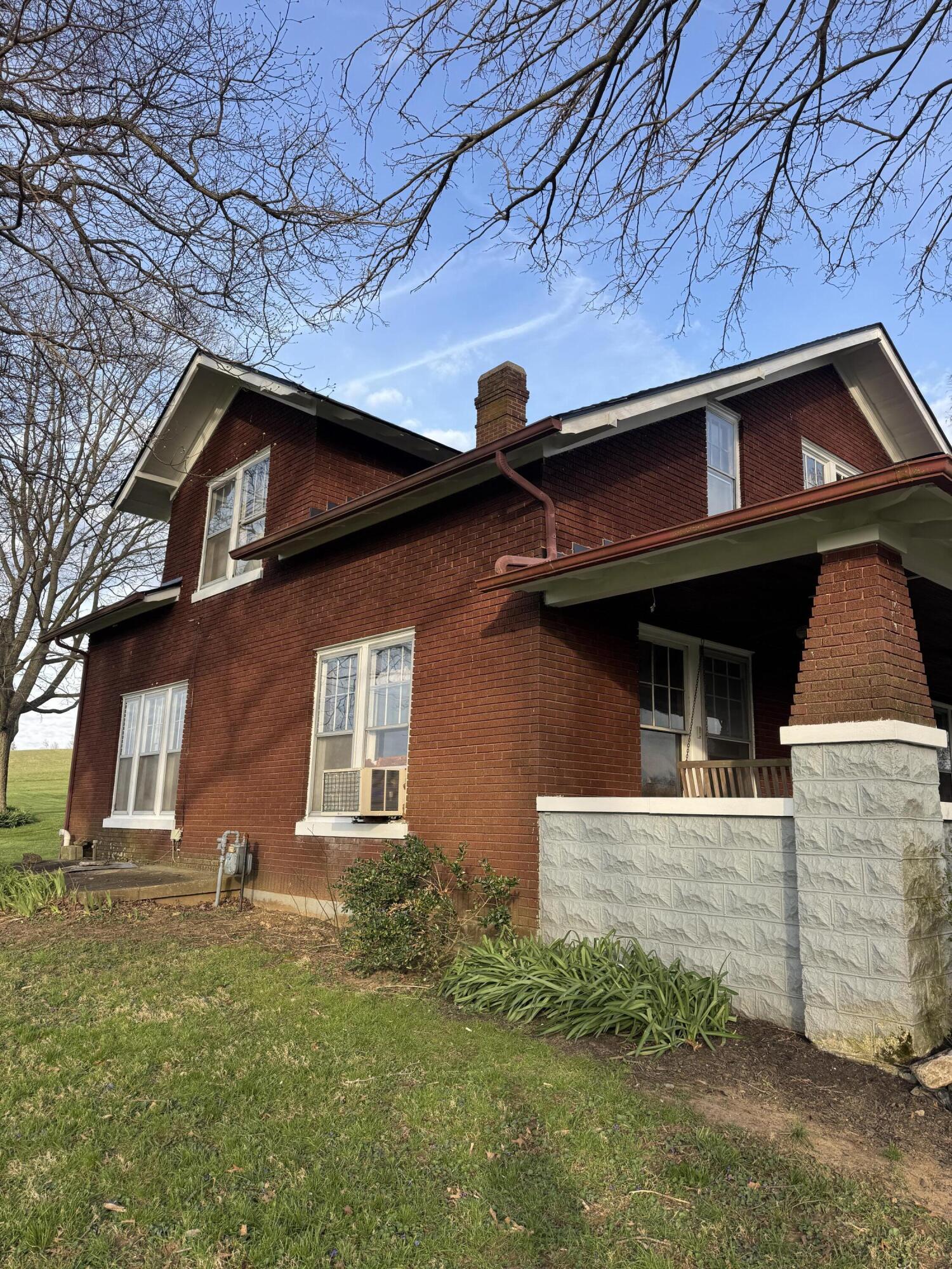 130 E Union Road Property Photo 6