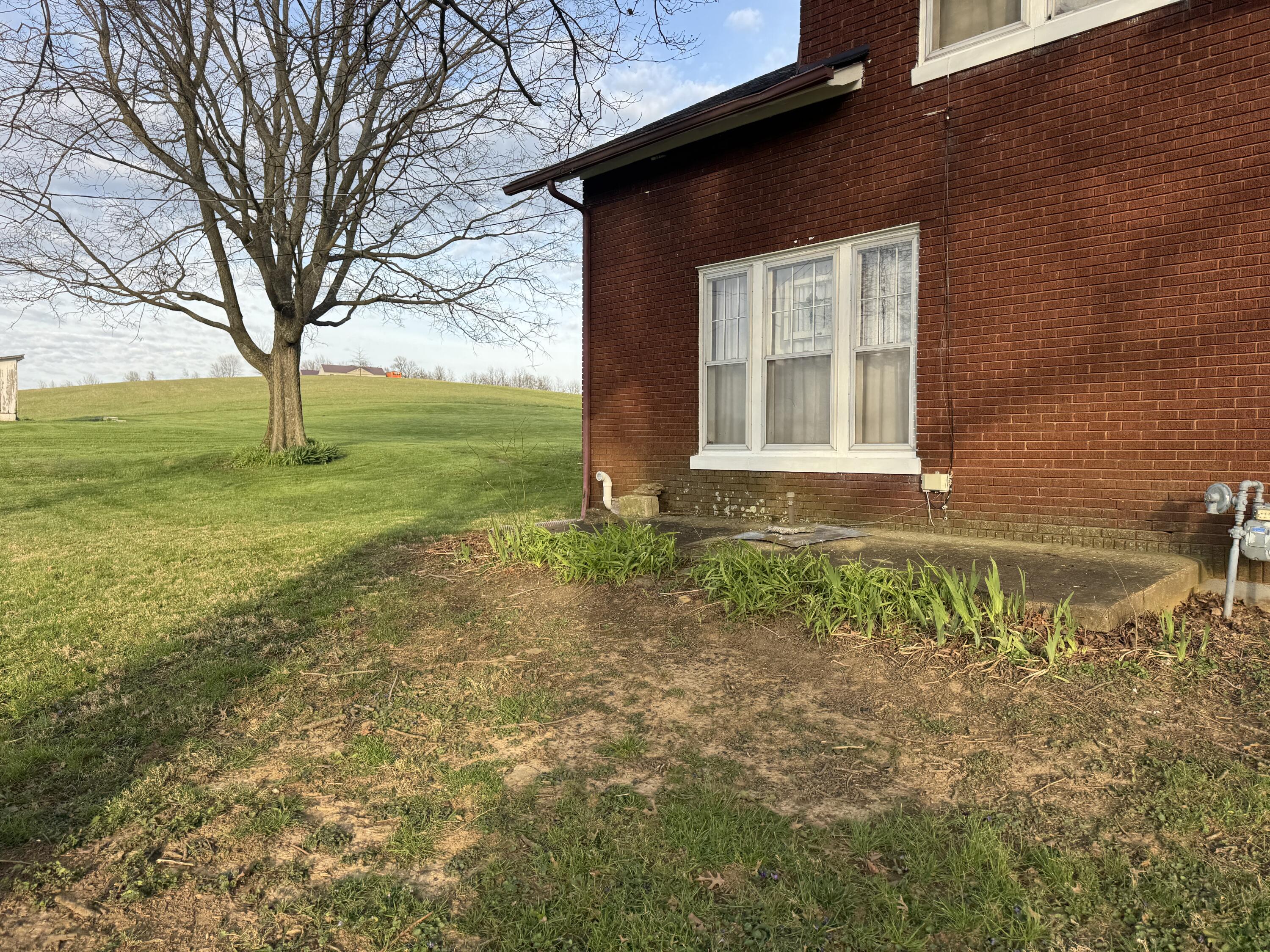 130 E Union Road Property Photo 7