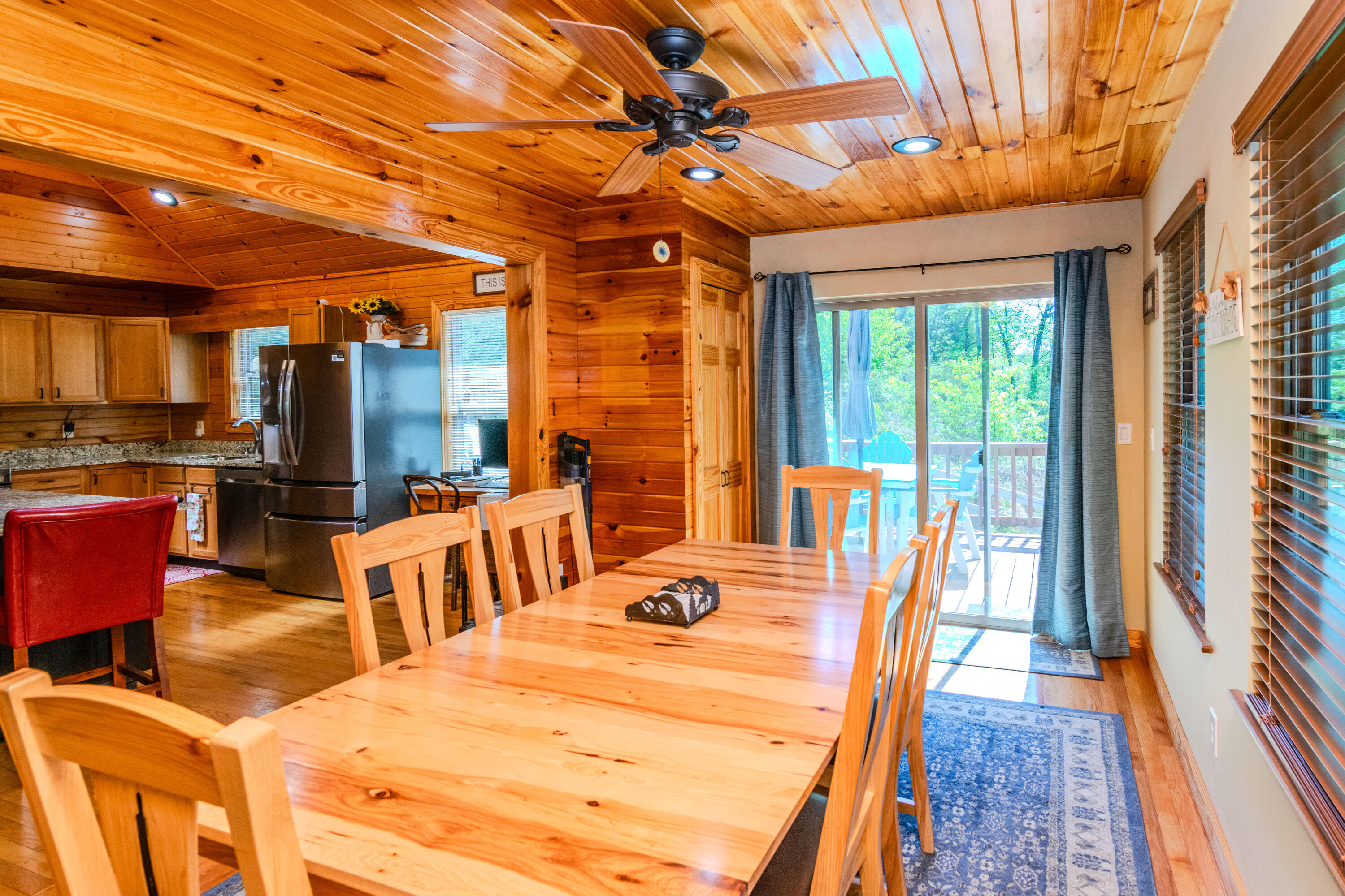322 Weekender Lane Property Photo 22