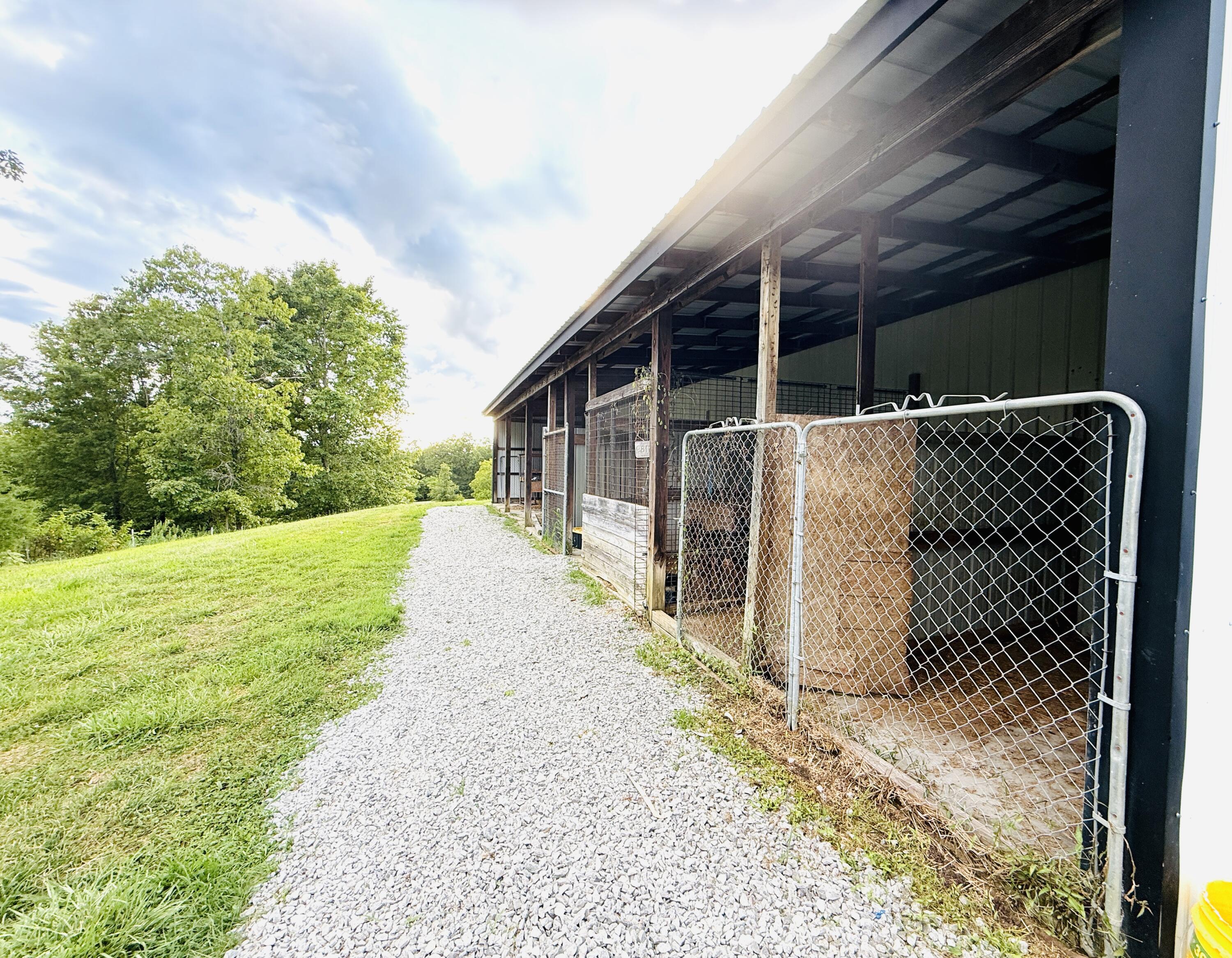 1232 Pleasant Grove Ridge Road Property Photo 11