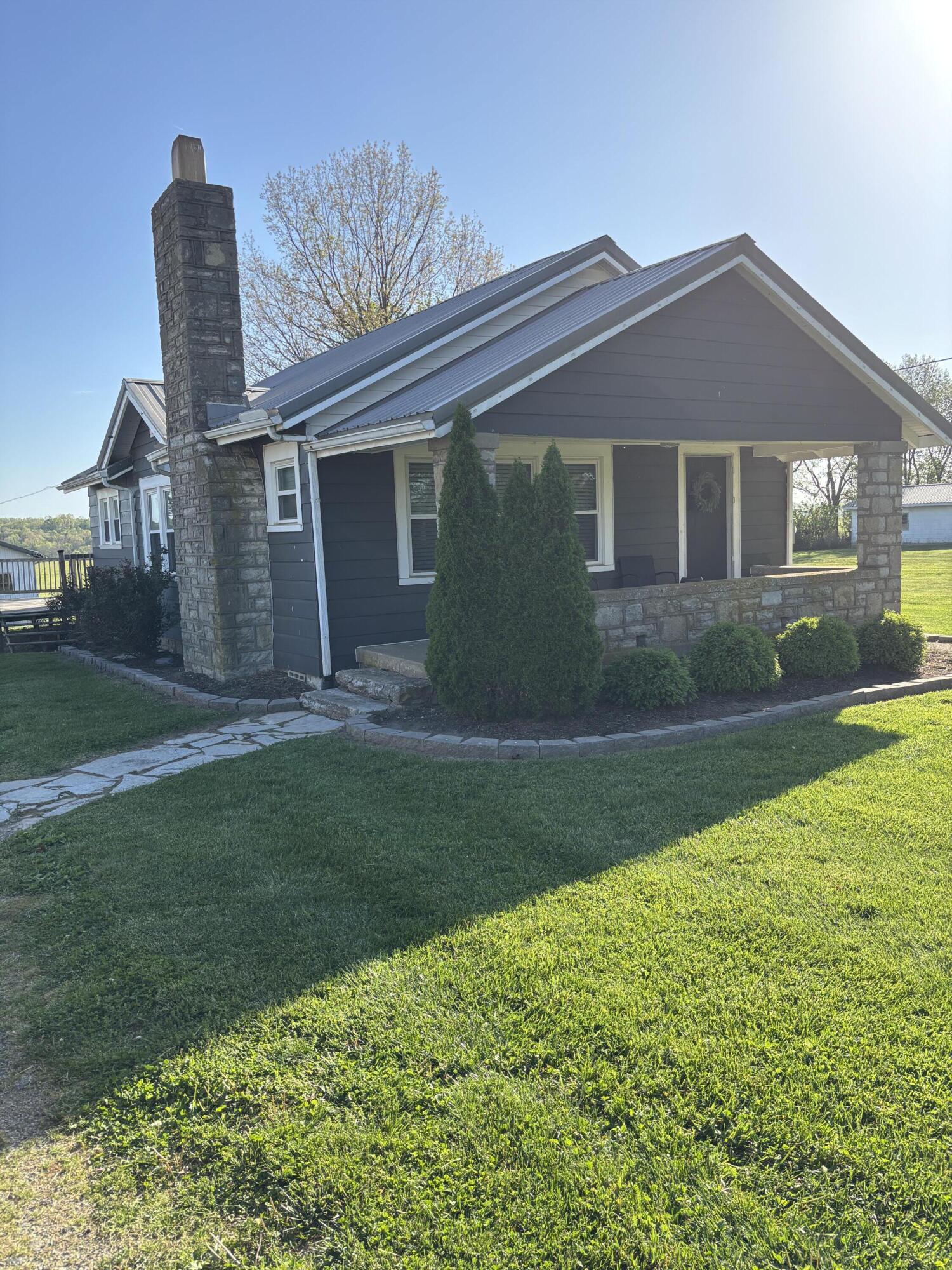 1303 Devils Hollow Road Property Photo 1