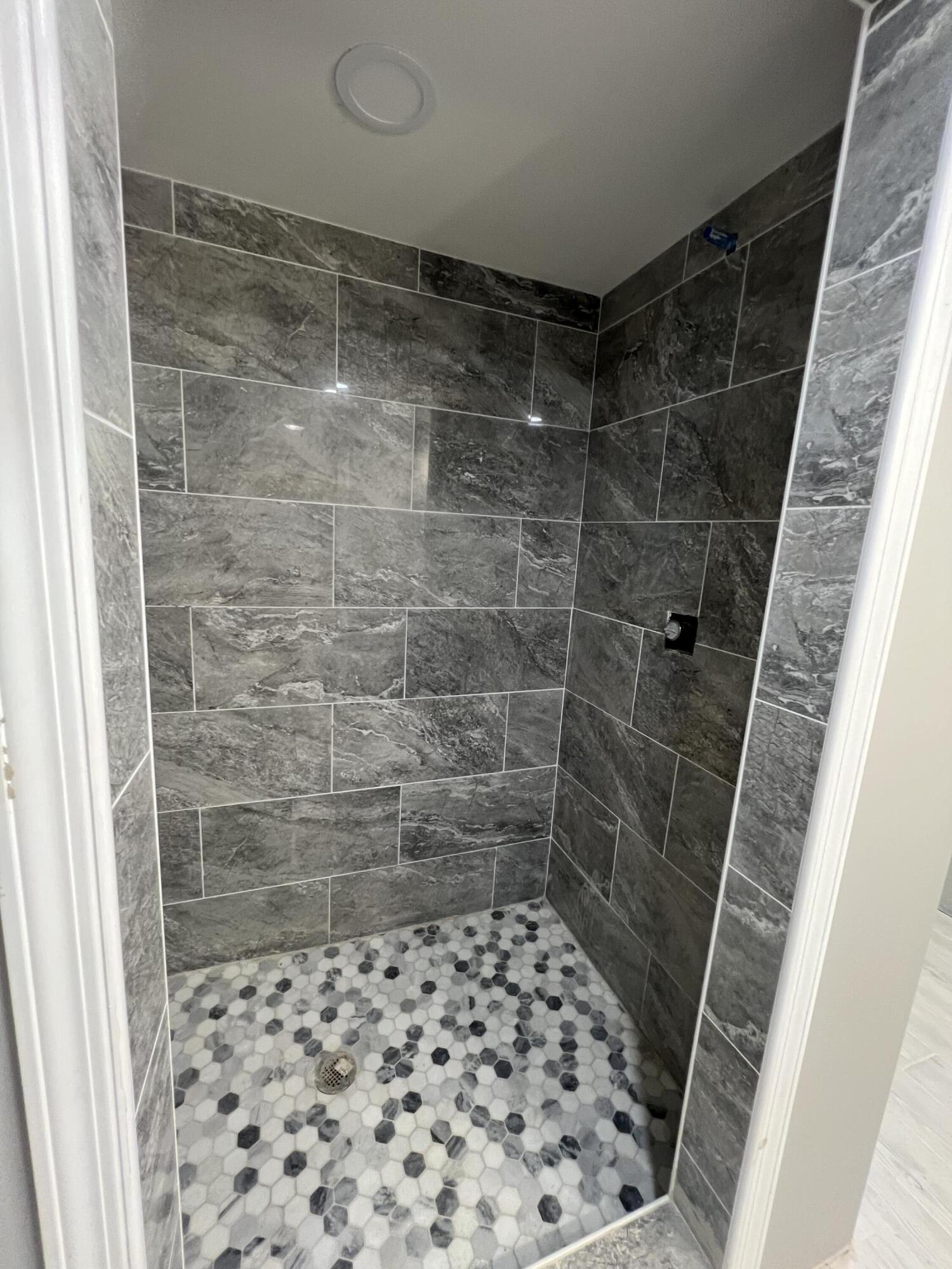 714 Biskoff Court Property Photo 25