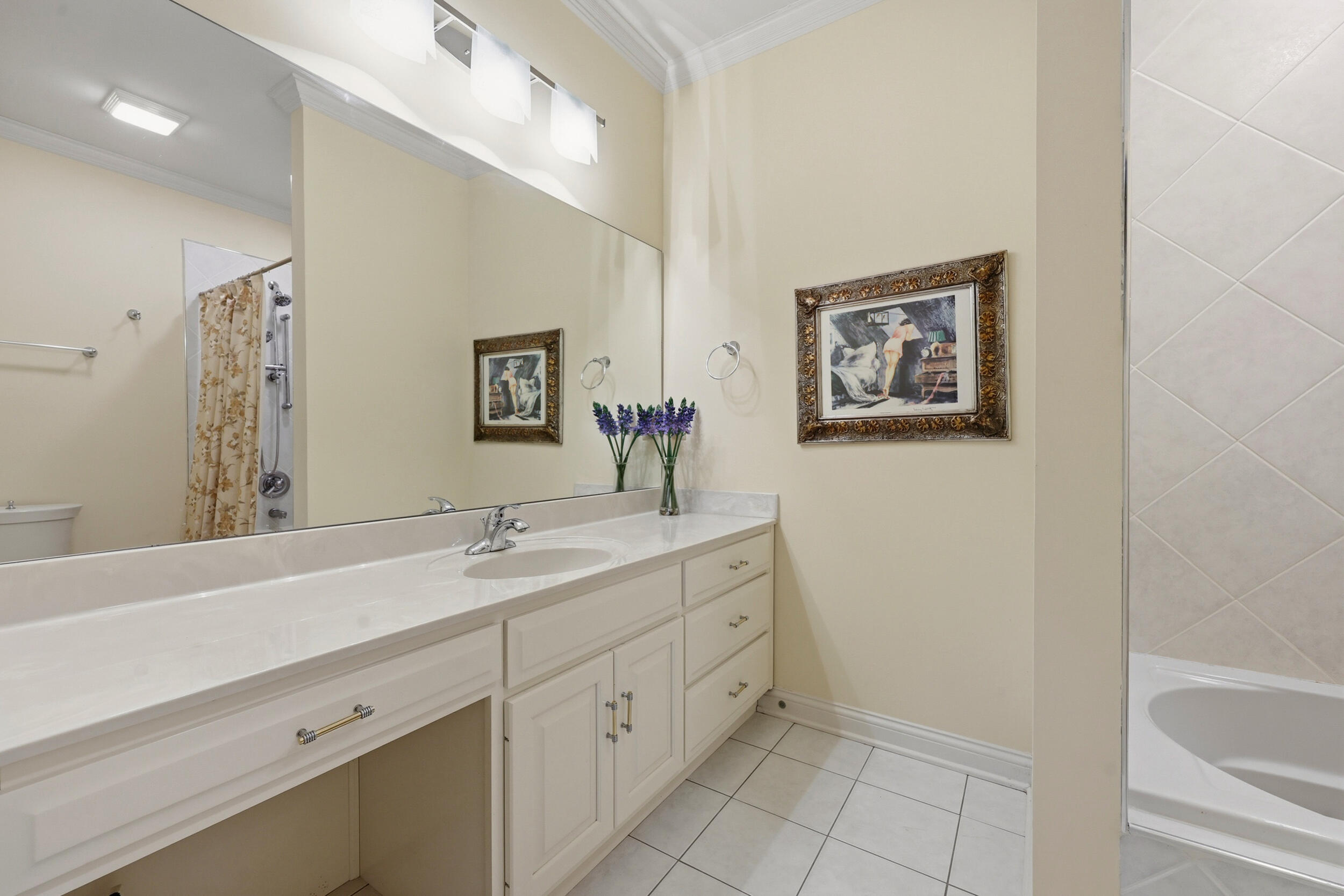 238 Duntreath Street Property Photo 40