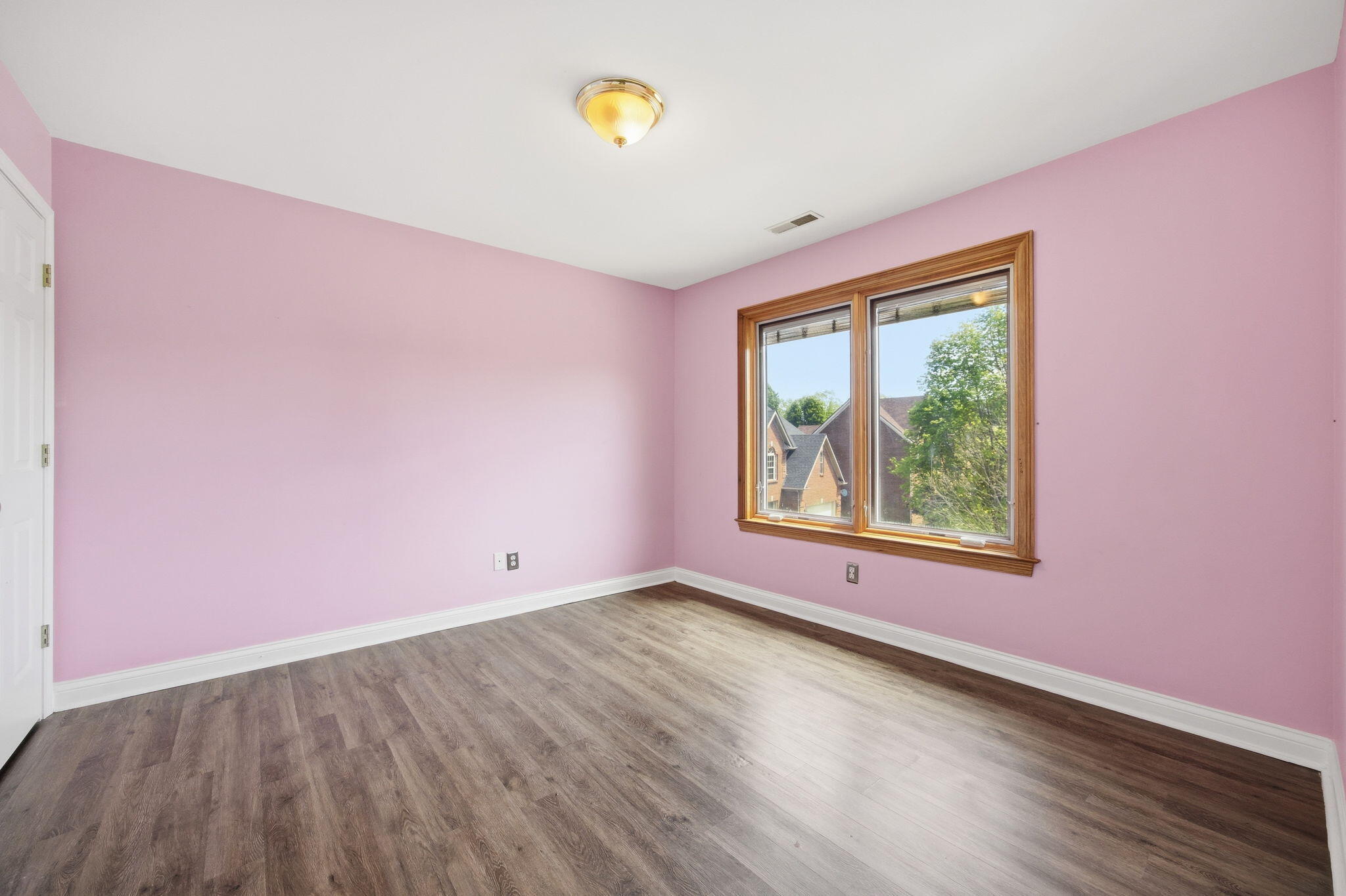 2233 Wilmington Lane Property Photo 45