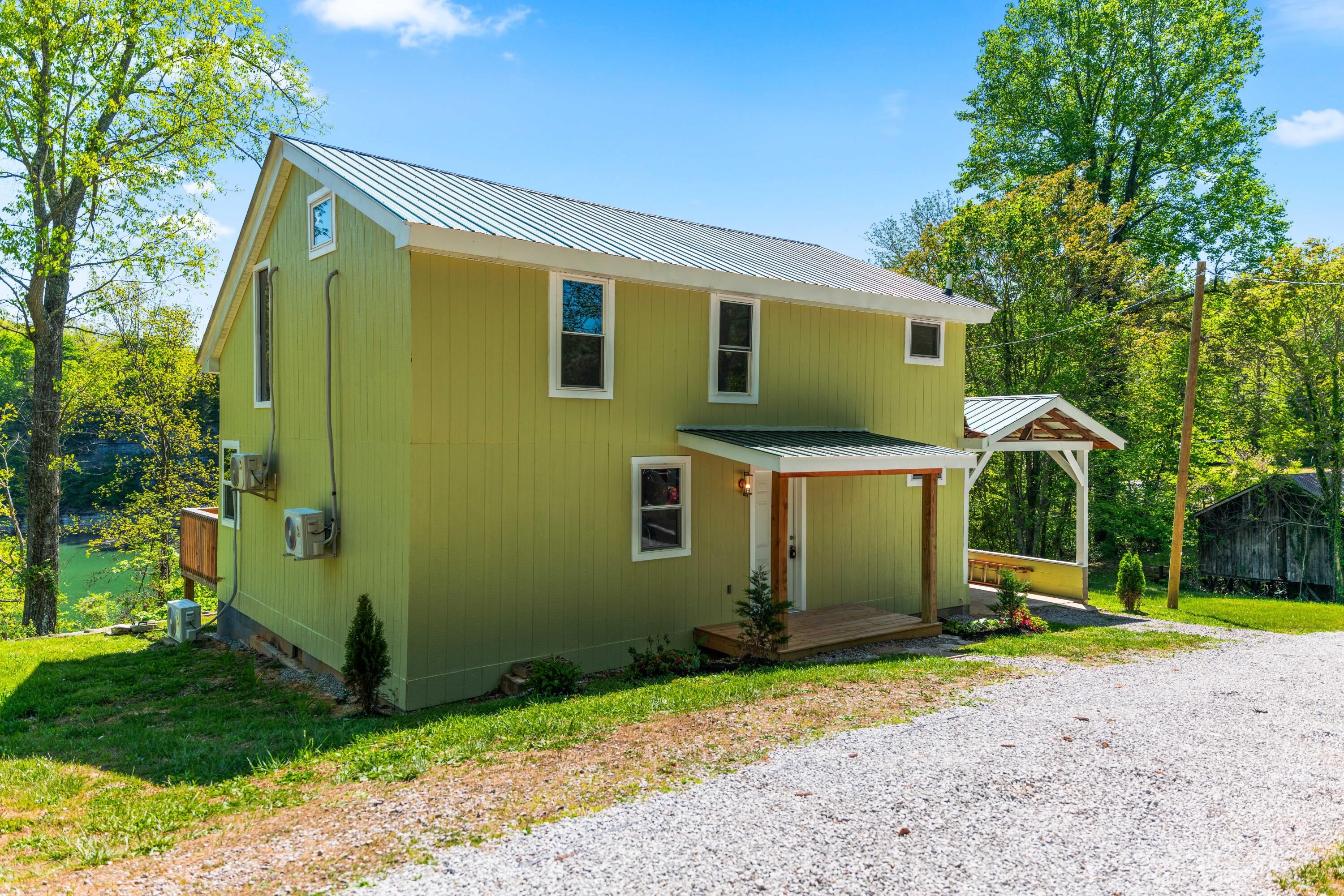 9622 Rush Branch Road Property Photo 2
